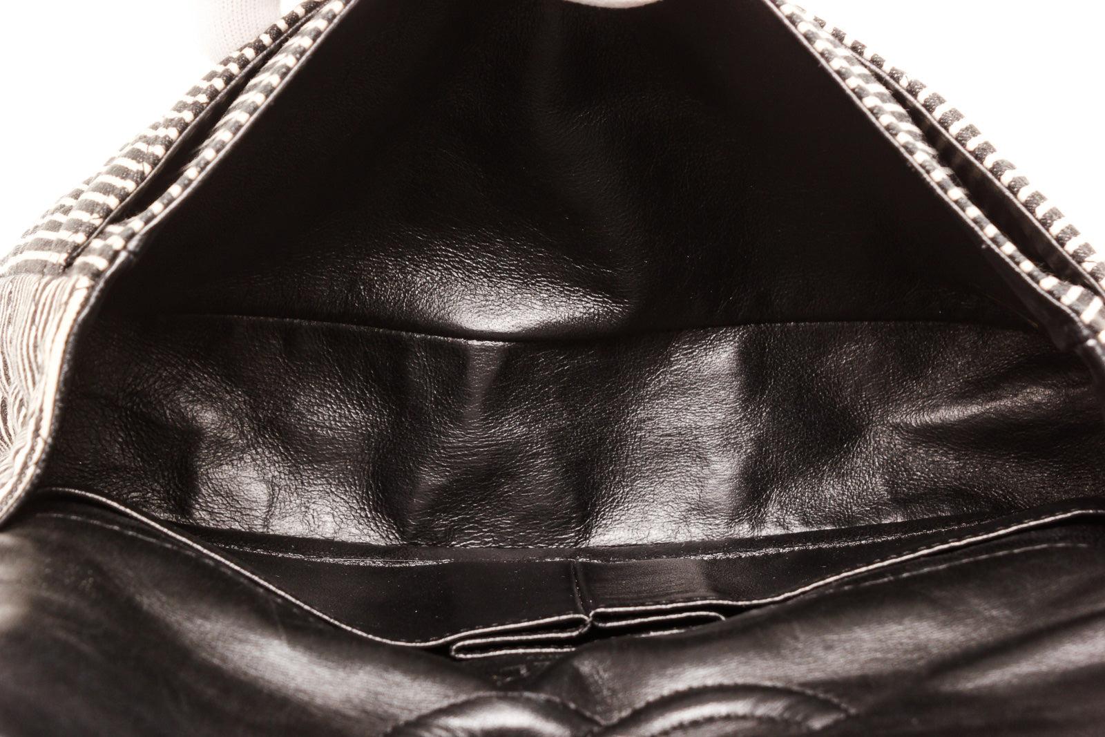Chanel Schwarze Tasche mit Segeltuchstreifen und doppelter Klappe mit Leder, Gold 1