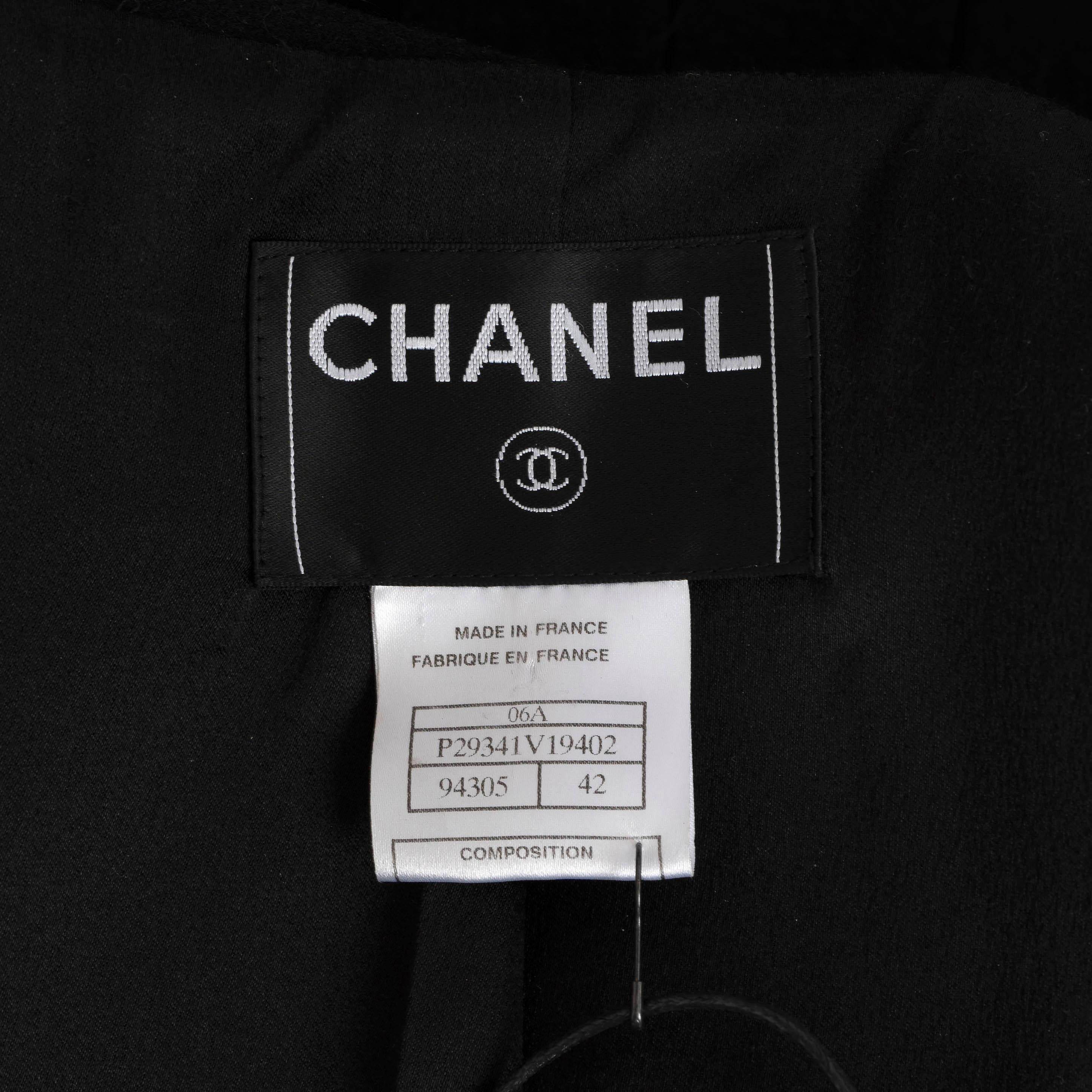 CHANEL lana nera 06A DUFFLE Cappotto Giacca 42 L in vendita 4