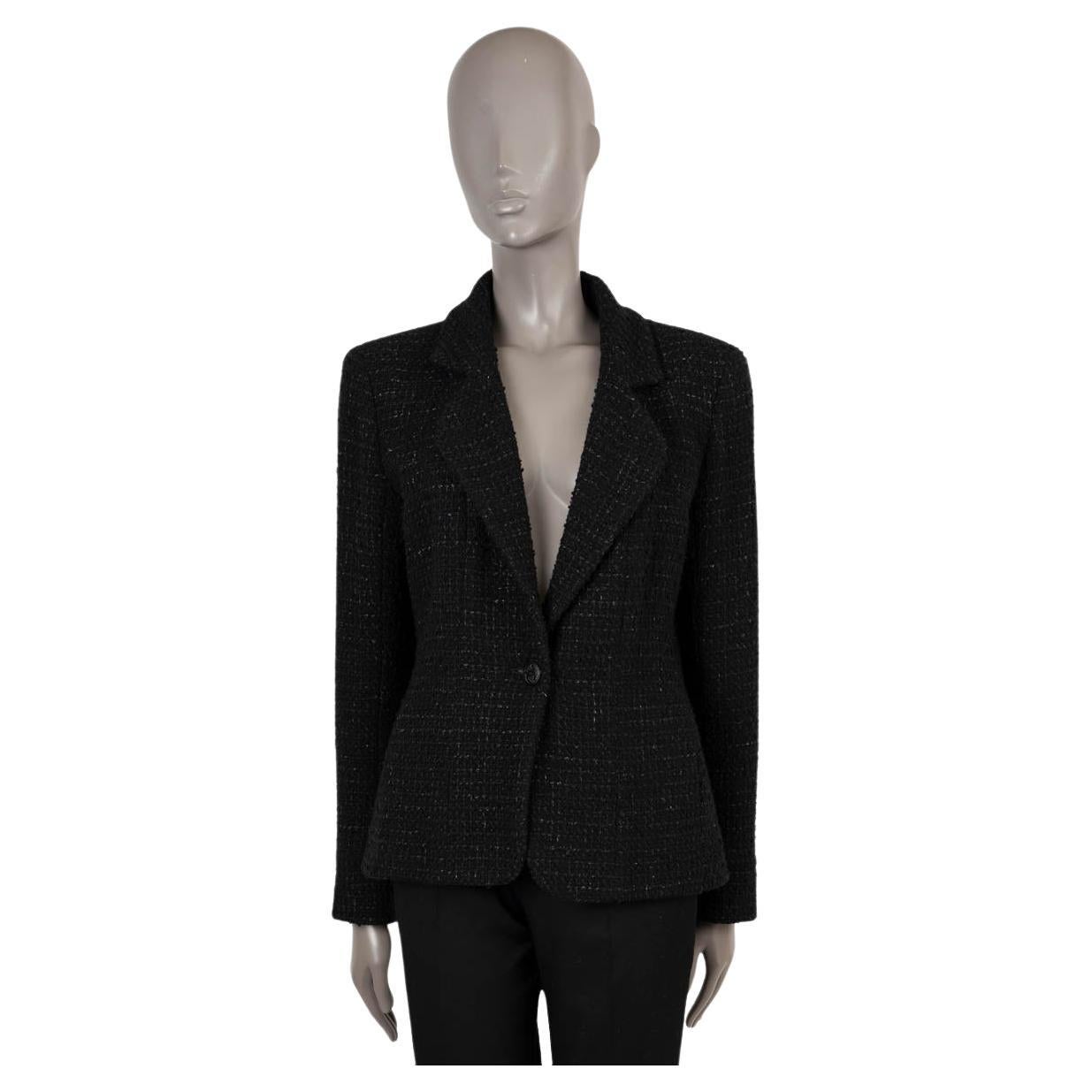 CHANEL black wool 2010 10A CLASSIC TWEED Jacket 44 L For Sale