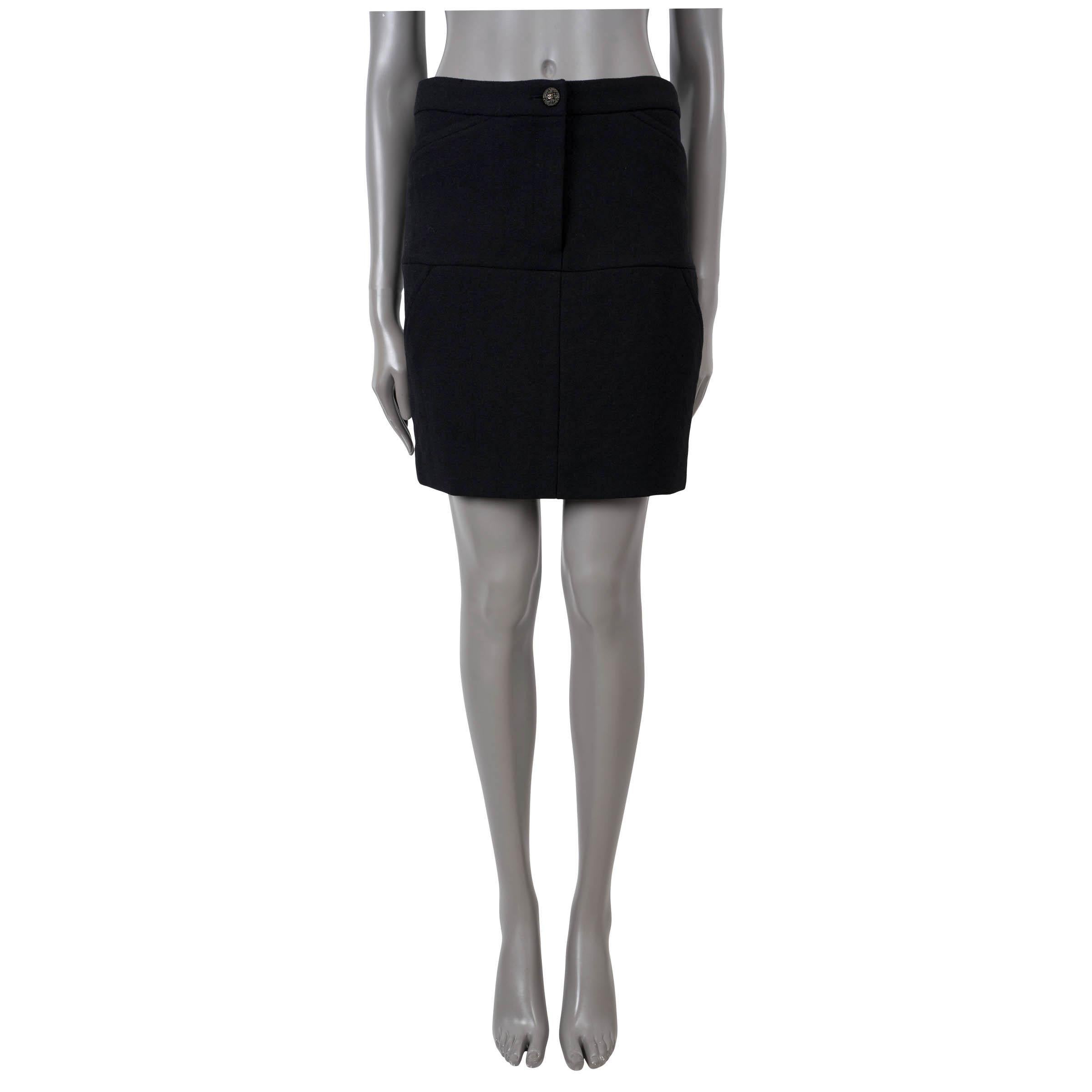 Women's CHANEL black wool 2012 12K FOUR POCKET MINI Skirt 42 L For Sale