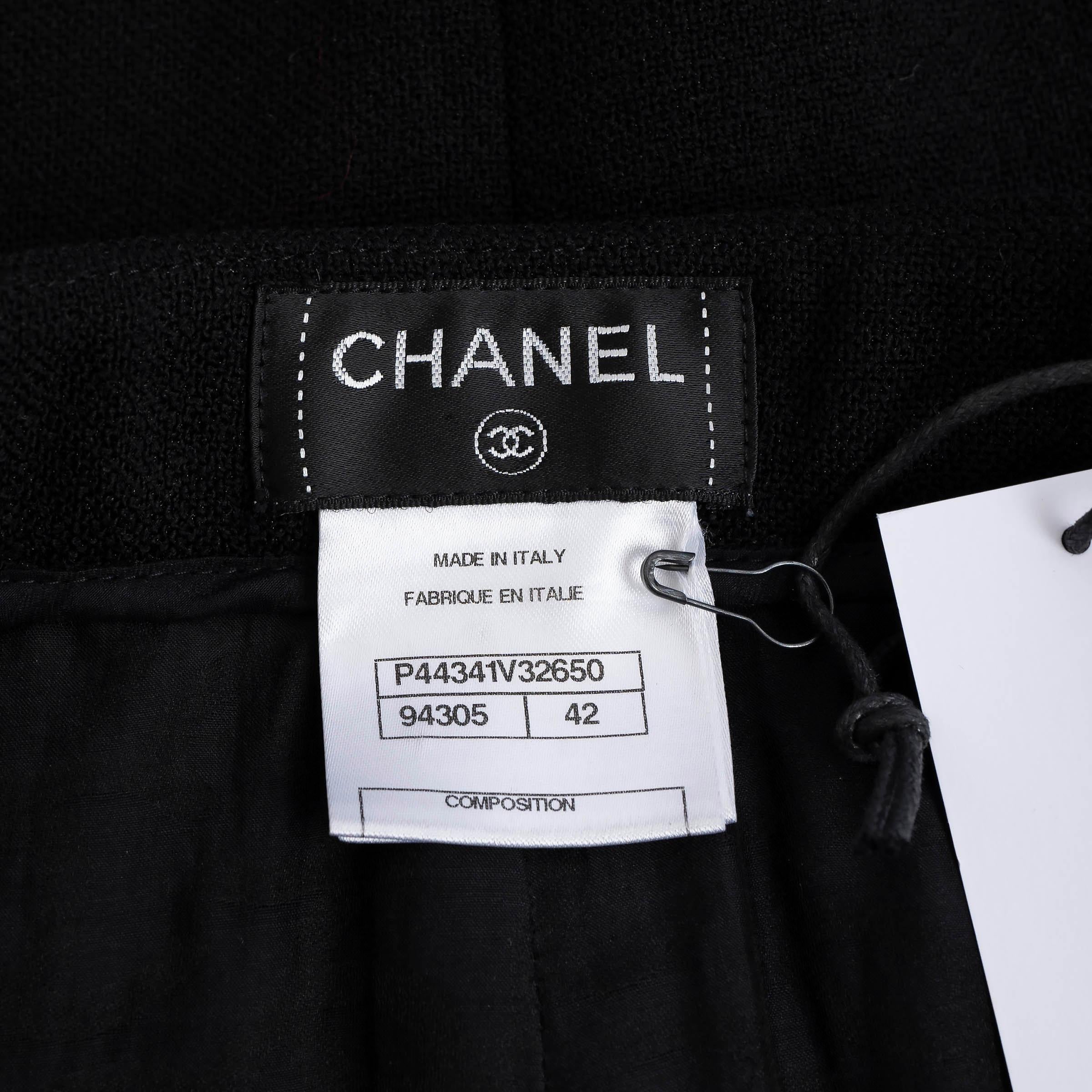 CHANEL black wool 2012 12K FOUR POCKET MINI Skirt 42 L For Sale 2