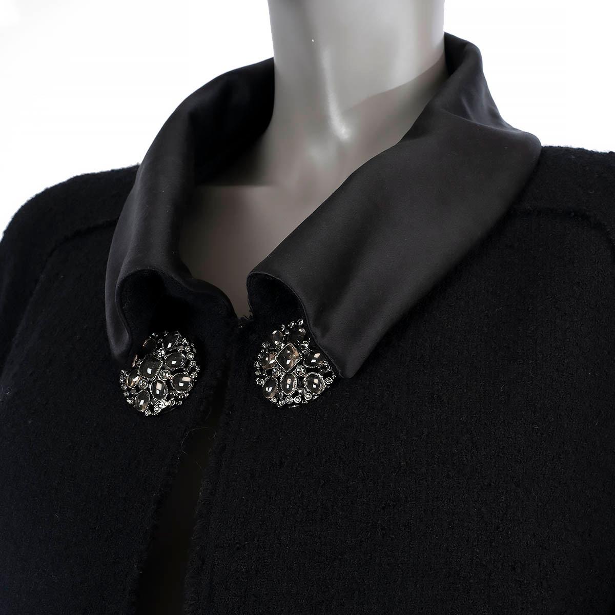 CHANEL black wool 2015 15B SATIN TRIM TWEED Jacket 42 L For Sale 2