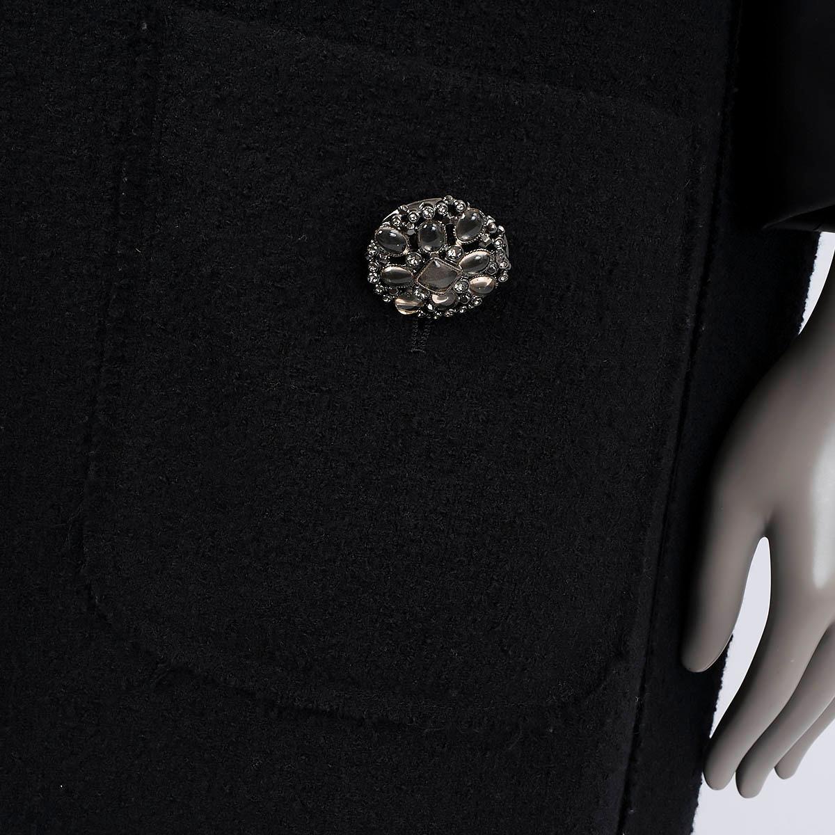 CHANEL black wool 2015 15B SATIN TRIM TWEED Jacket 42 L For Sale 3