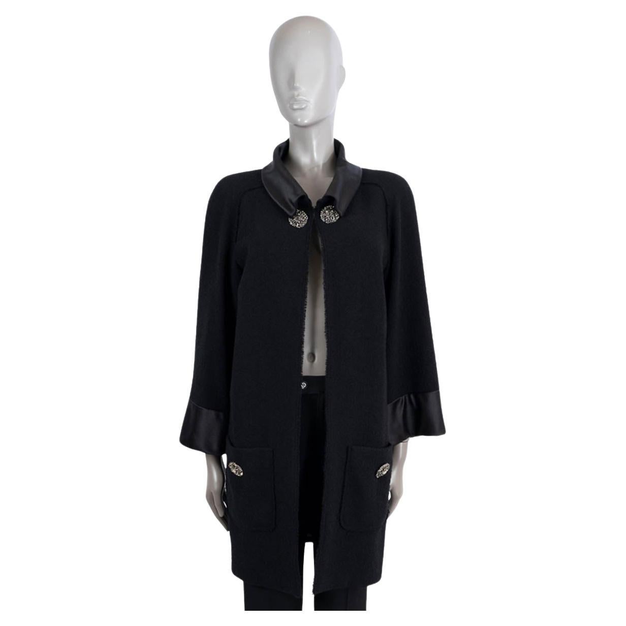 CHANEL black wool 2015 15B SATIN TRIM TWEED Jacket 42 L For Sale