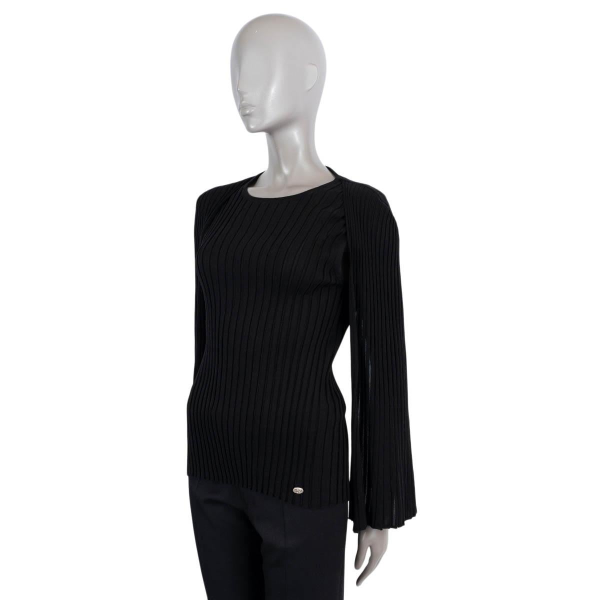 Women's CHANEL black wool 2016 16A ROME CAPE SLEEVE RIB KNIT Sweater 42 L For Sale