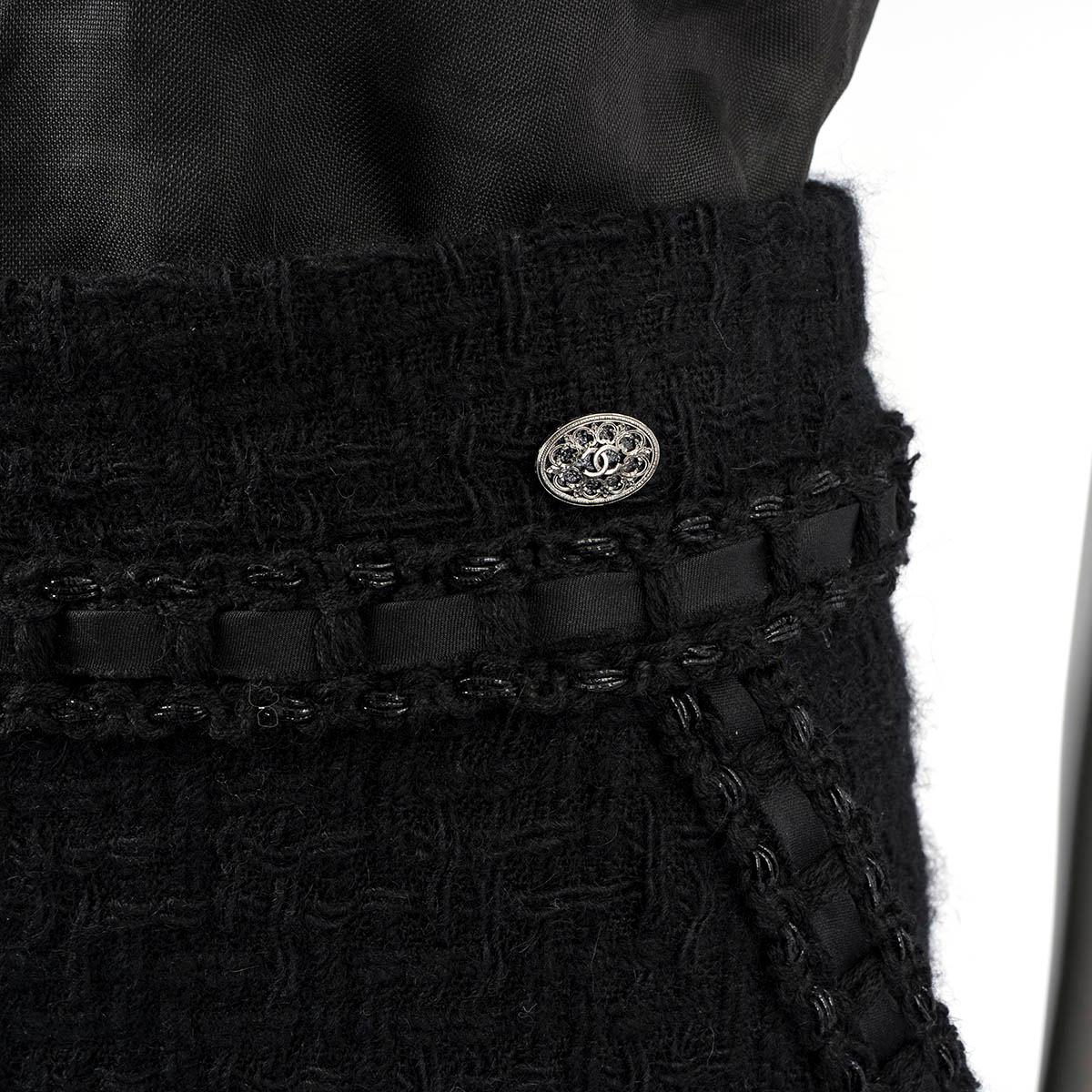 CHANEL black wool 2016 16A ROME TWEED MINI Skirt 36 XS 2