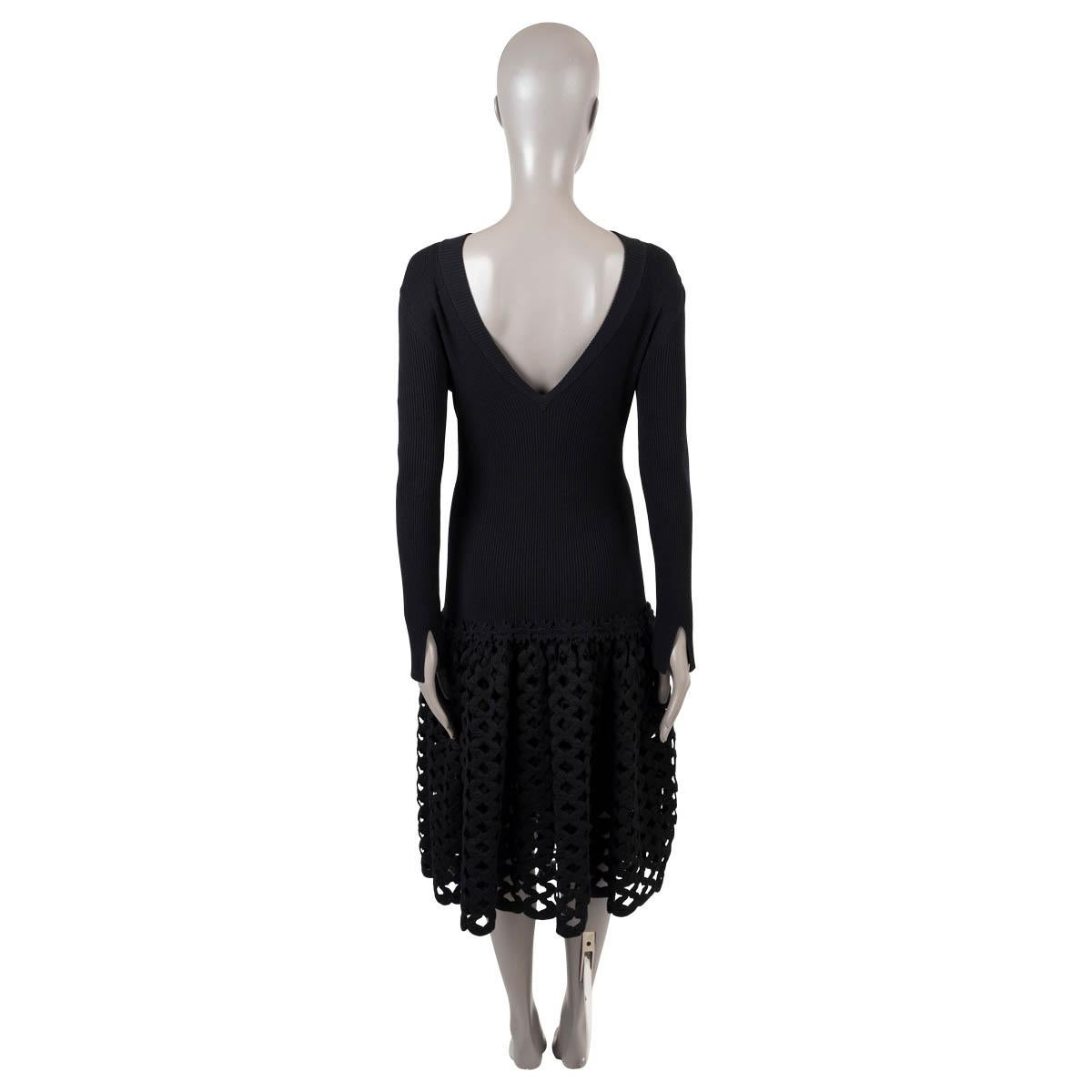Women's CHANEL black wool 2017 17A COSMOPOLITE PANELLED KNIT Dress 40 M For Sale