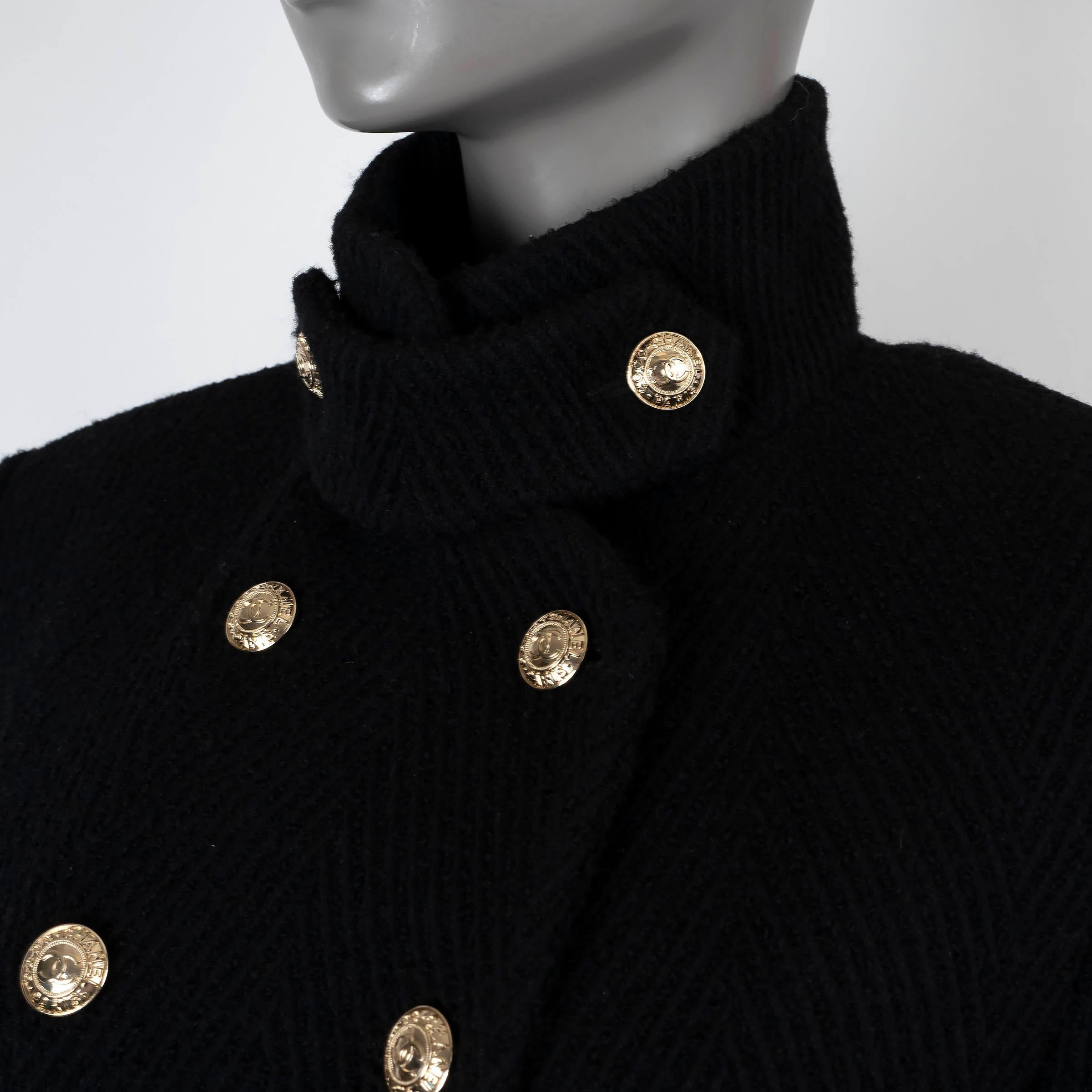 CHANEL black wool 2020 20K DOUBLE-BREASTED CHEVRON TWEED Jacket 38 S For Sale 1