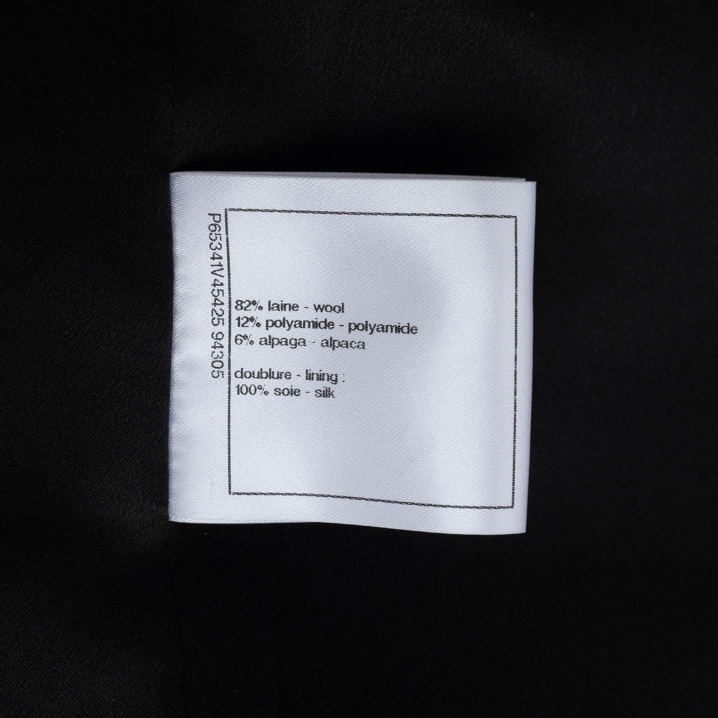 CHANEL black wool 2020 20K DOUBLE-BREASTED CHEVRON TWEED Jacket 38 S For Sale 4