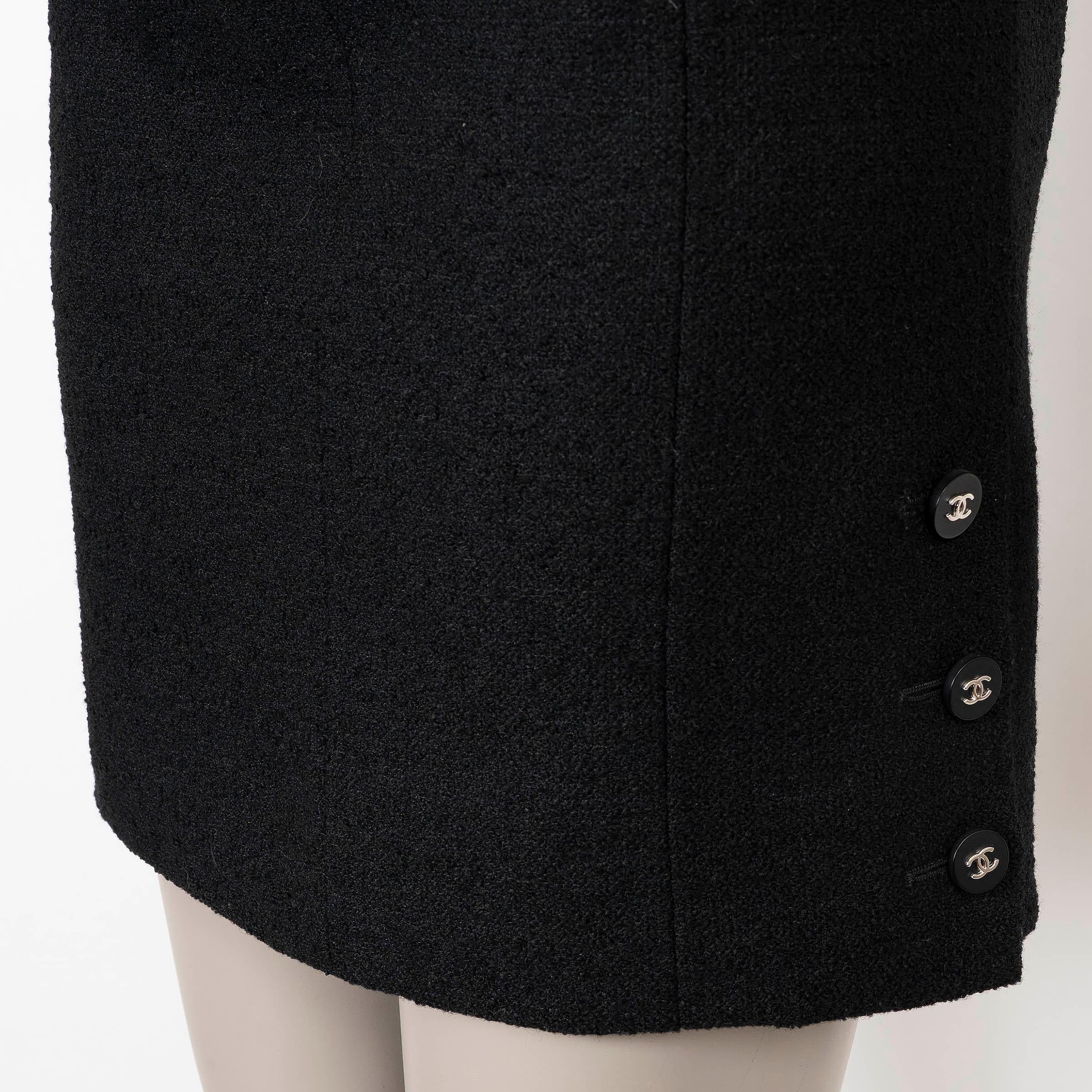 CHANEL - Laine noire 96P TWEED MINI Jupe S en vente 1