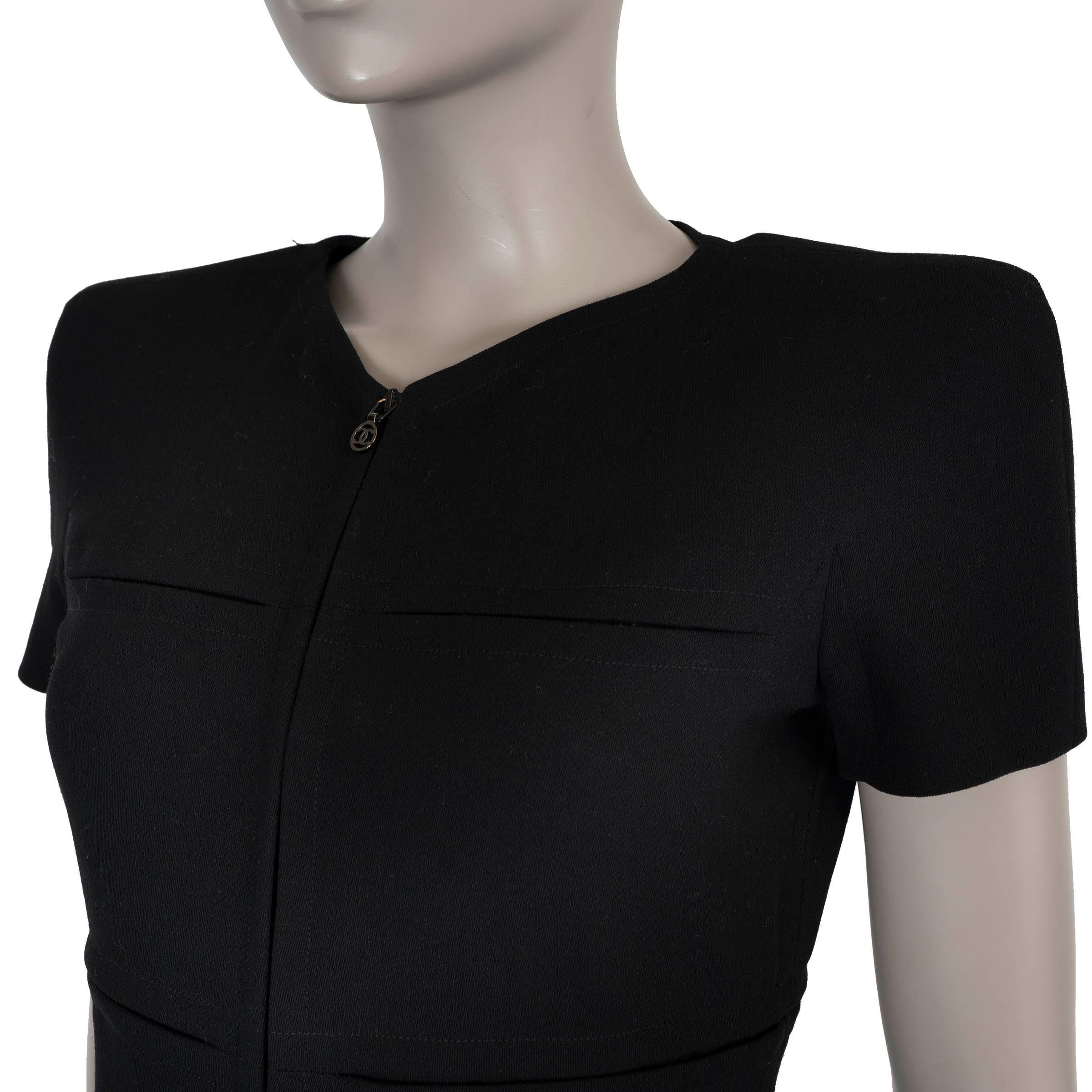 Donna Chanel in lana nera 97A LITTLE BLACK Abito con zip frontale 36 XS in vendita