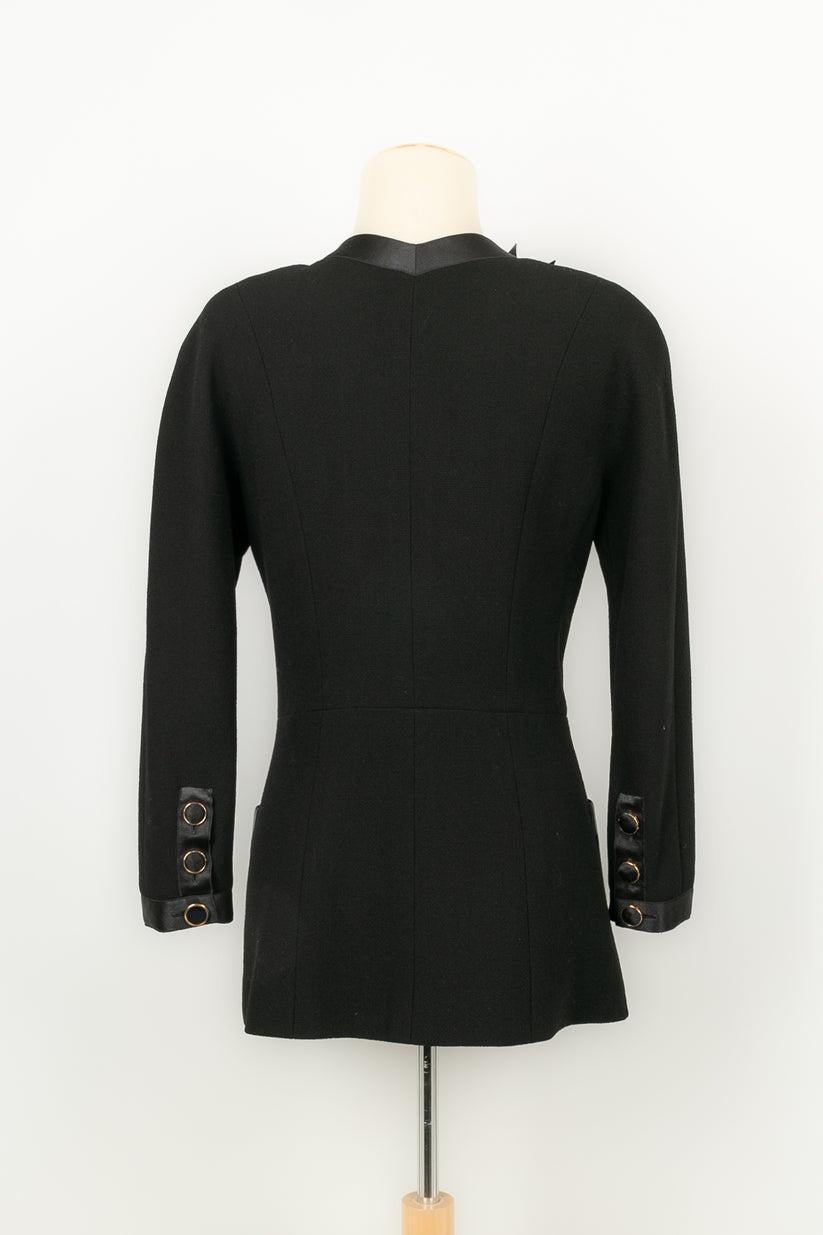 Chanel Black Wool and Satin Jacket In Excellent Condition For Sale In SAINT-OUEN-SUR-SEINE, FR