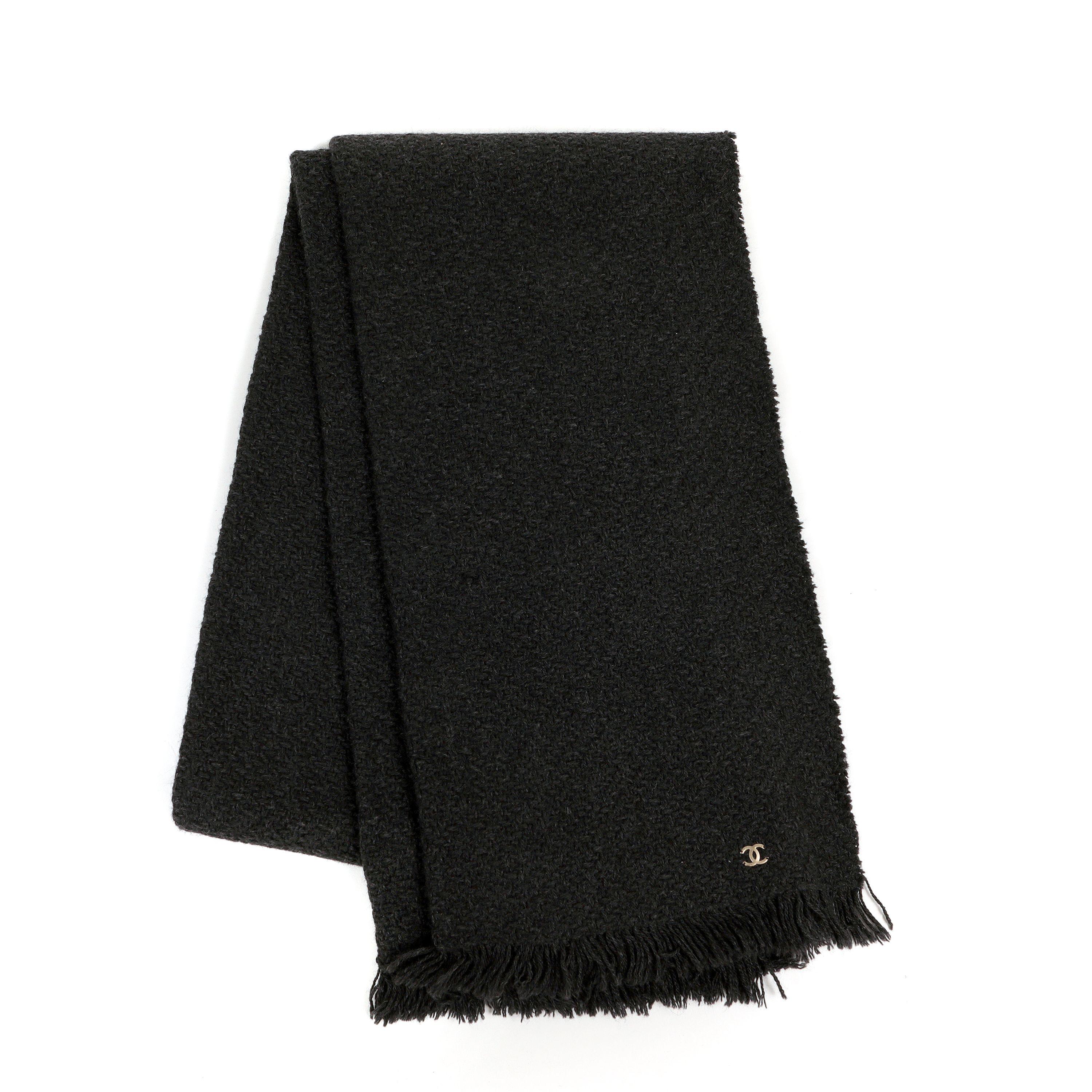 Chanel Black Wool Blend Scarf with CC Detail In Excellent Condition For Sale In Palm Beach, FL