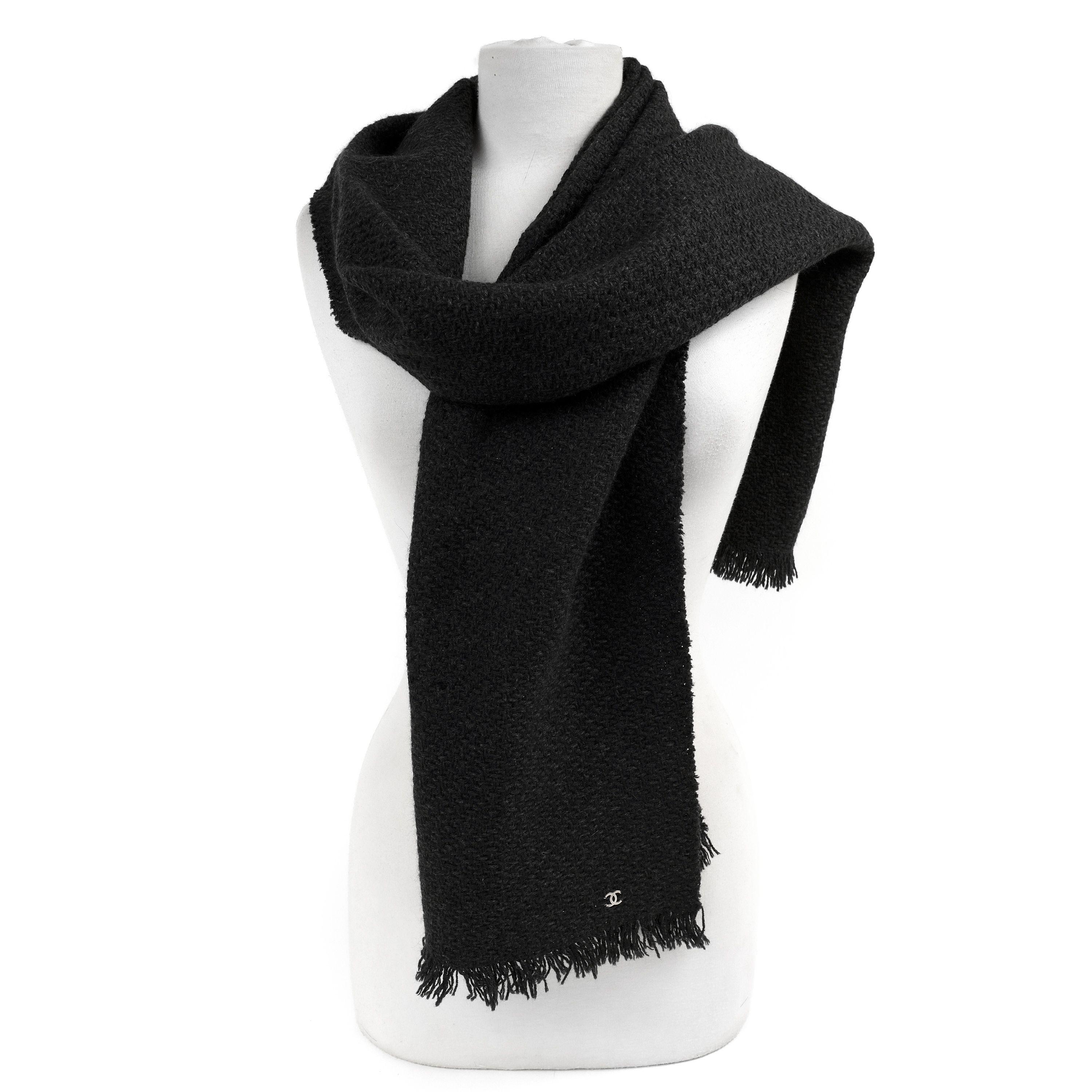 Women's or Men's Chanel Black Wool Blend Scarf with CC Detail For Sale
