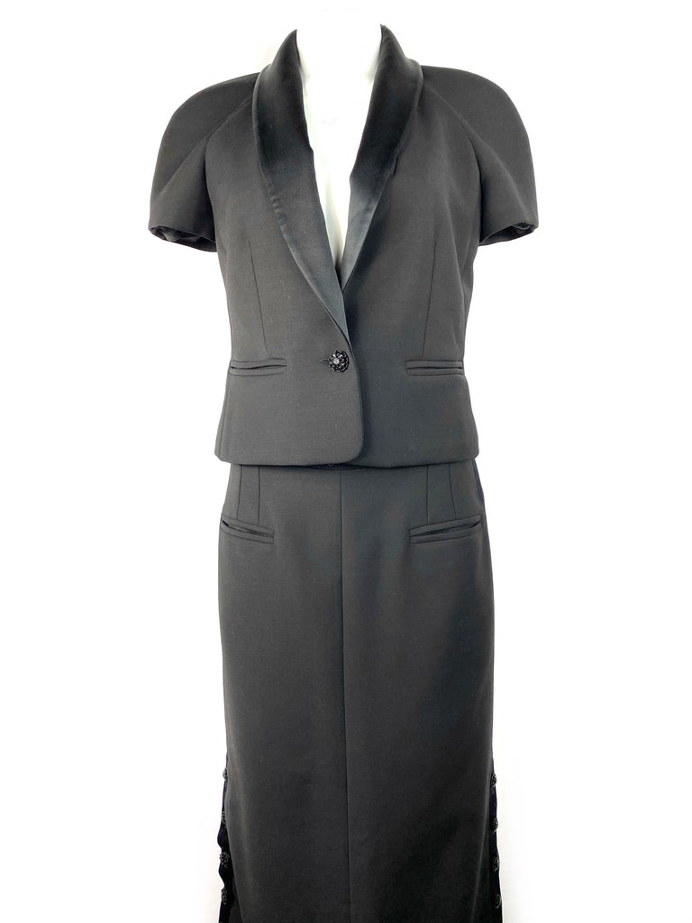 Chanel Black Wool Blend Short Sleeves Blazer Jacket and Maxi Skirt Suit Set  For Sale at 1stDibs | short sleeve blazer, skirt suits, wool pencil skirt