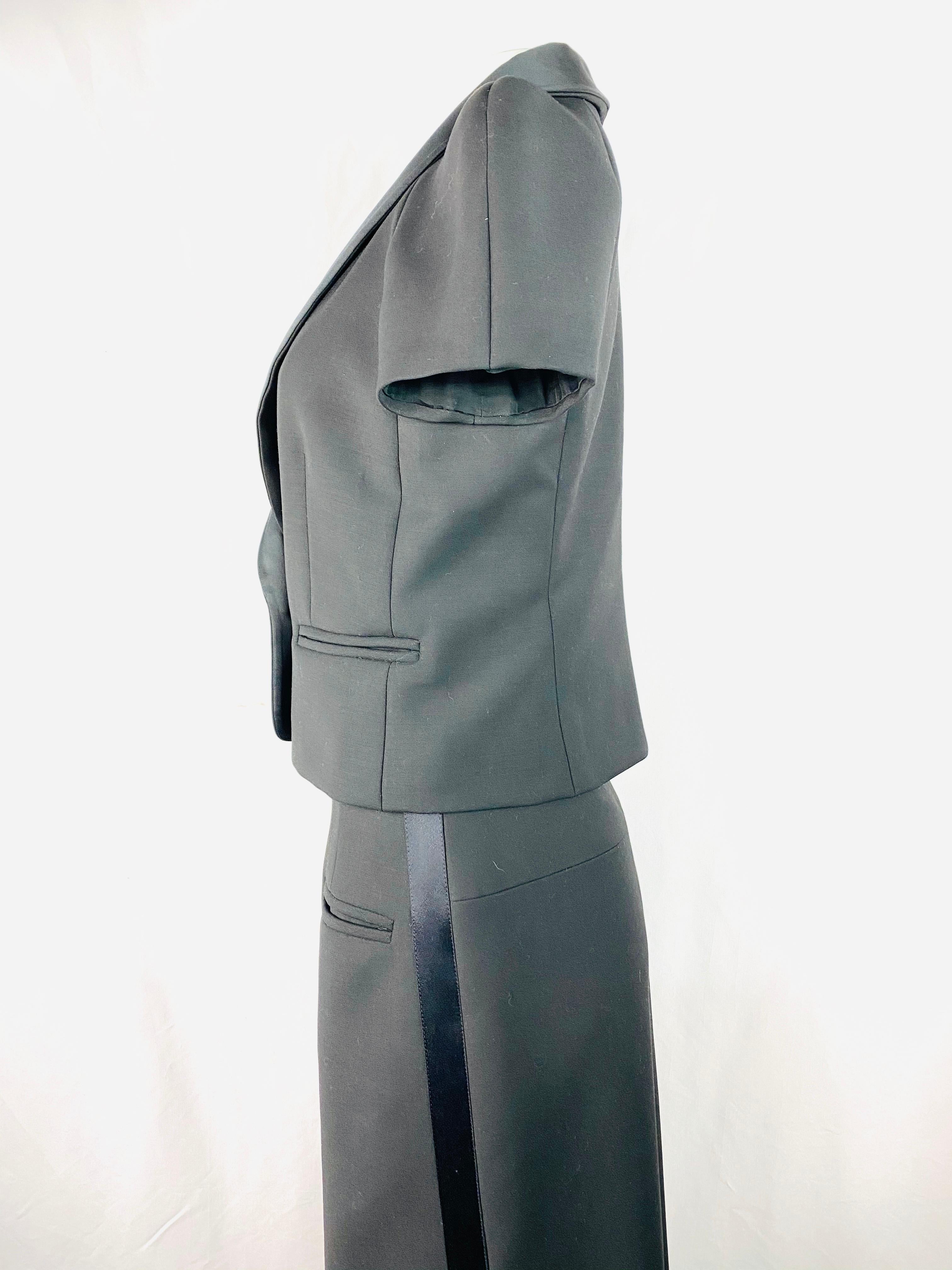 Chanel Black Wool Blend Short Sleeves Blazer Jacket and Maxi Skirt Suit Set  In Excellent Condition For Sale In Beverly Hills, CA