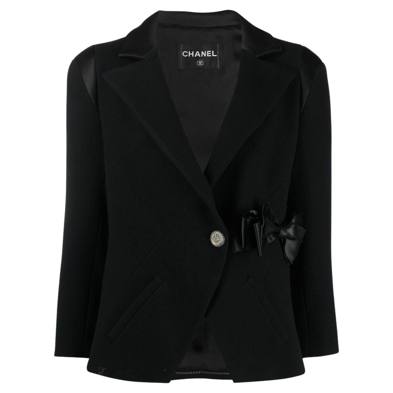 Chanel  Black Wool Boucle Jacket
