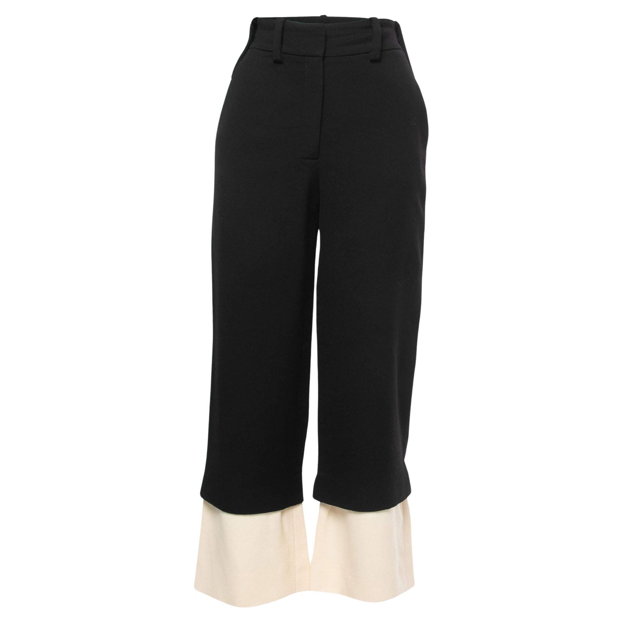Chanel - Pantalon à ourlet contrasté en laine noire  en vente