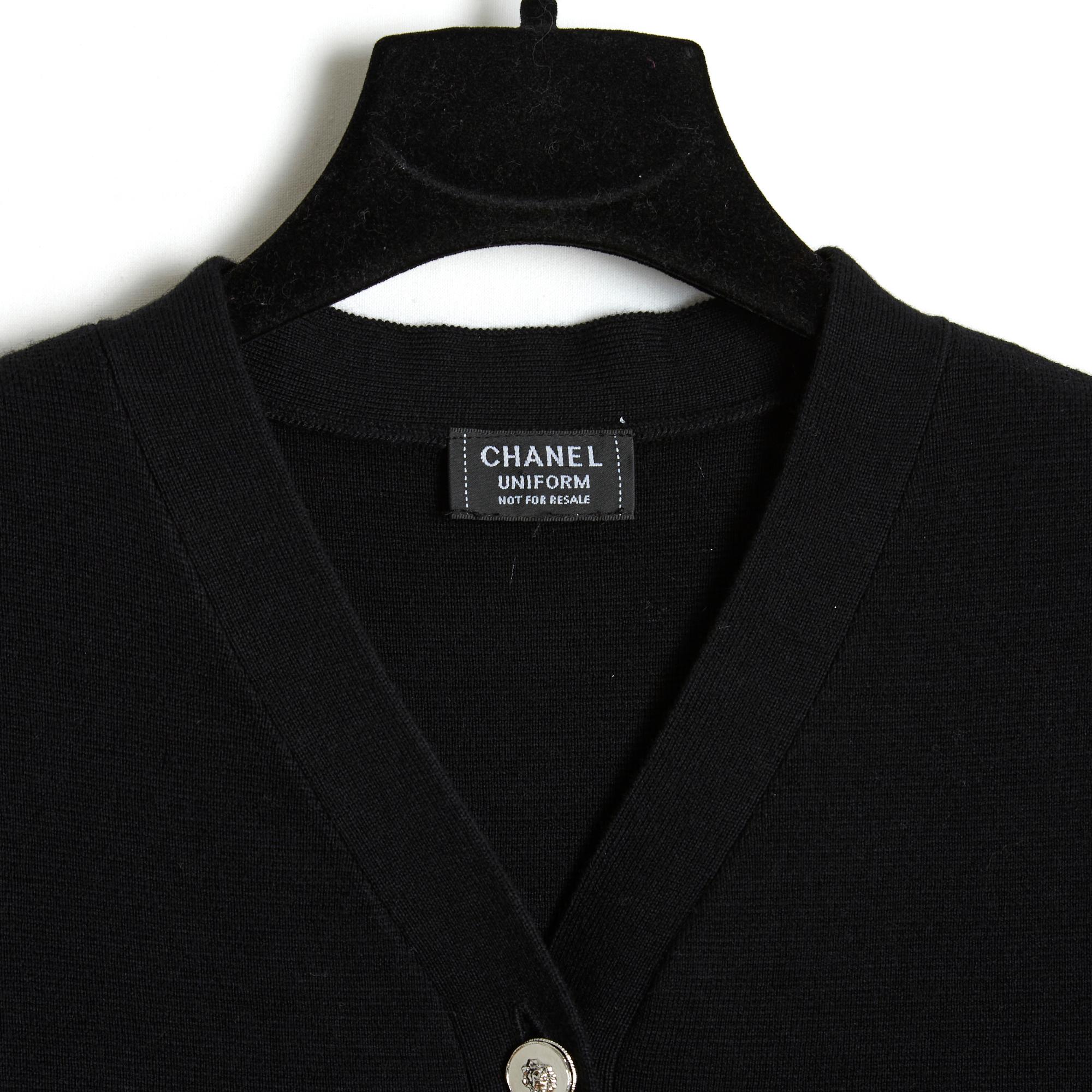 Chanel Black wool crop cardigan FR36 Lions head buttons For Sale