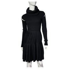 Chanel black wool detachable sleeves dress, 2010s