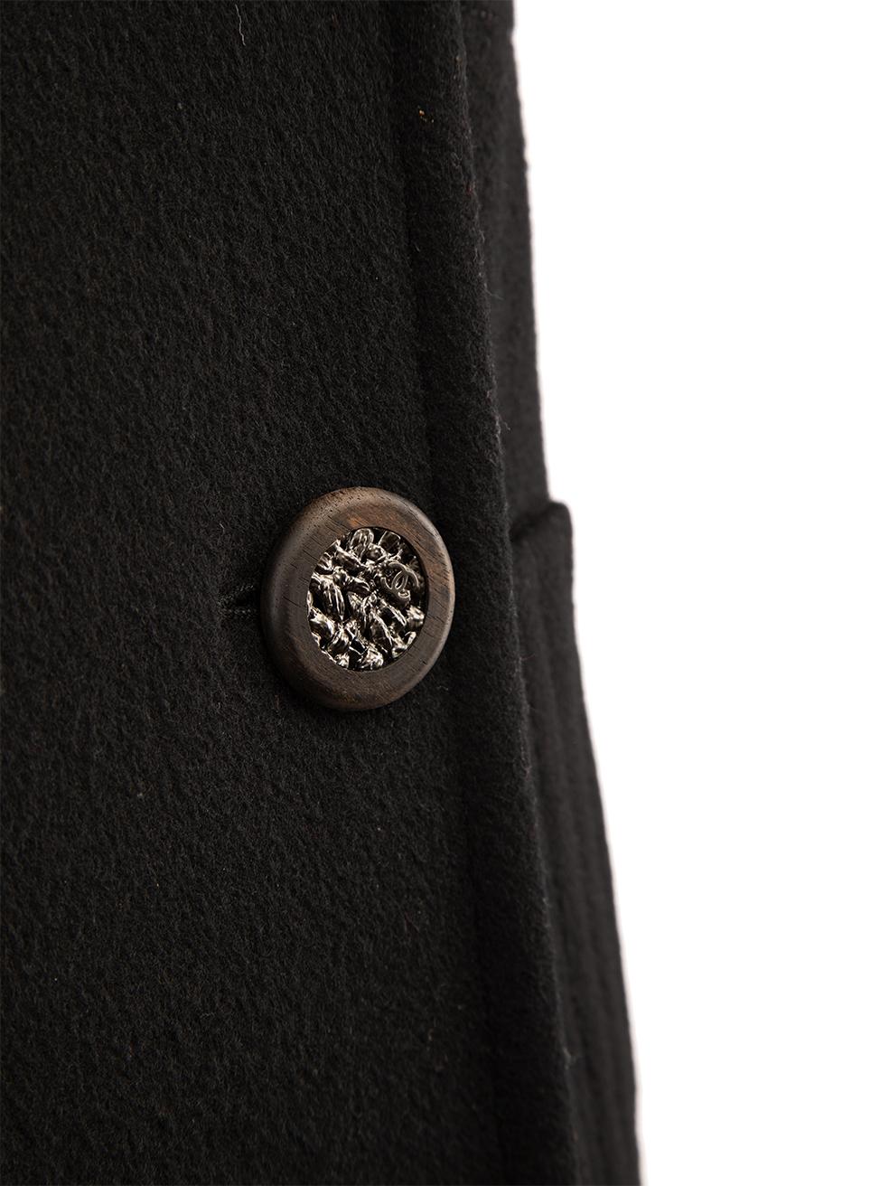 Chanel - Manteau croisé boutonné en laine noire, taille XS Pour femmes en vente