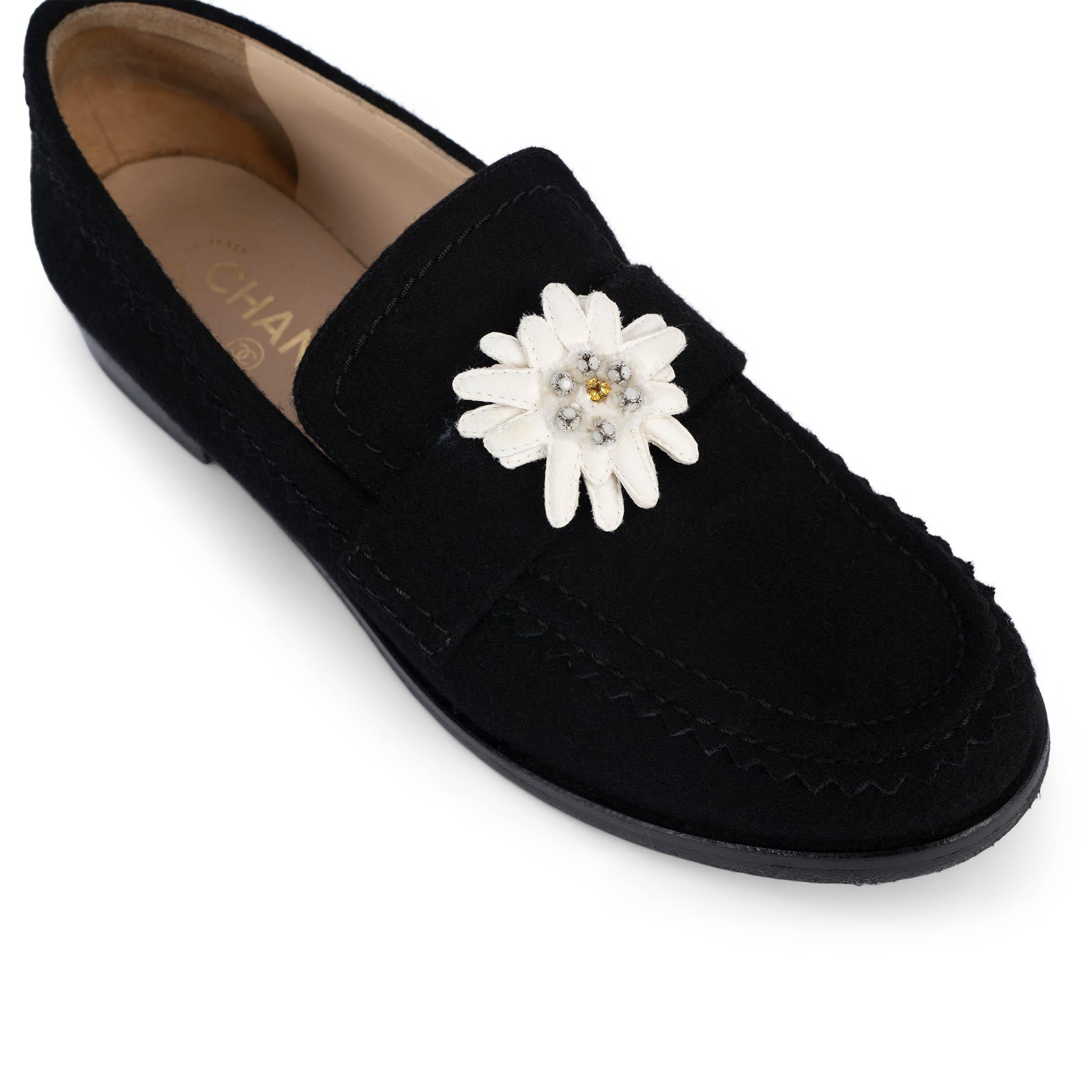 CHANEL black wool felt 2015 15A SALZBURG EDELWEISS Loafers Shoes 40 fit 39.5 2