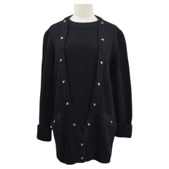 CHANEL Suéter largo de lana negro con detalle de trébol dorado 2 en 1 - Talla FR 40