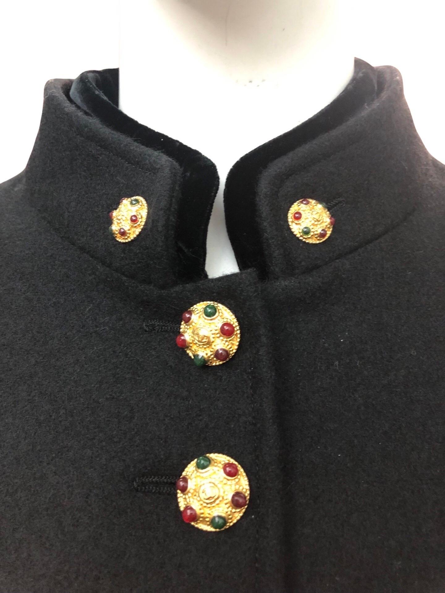 - Chanel black wool gold jewelled gripoix buttons long jacket from 1996 fall collection. The pleats at the back are amazingly shaped. This jacket is really rare and one of a kind!!!

- Featuring two layers wool and velvet mandarin collar, contrast