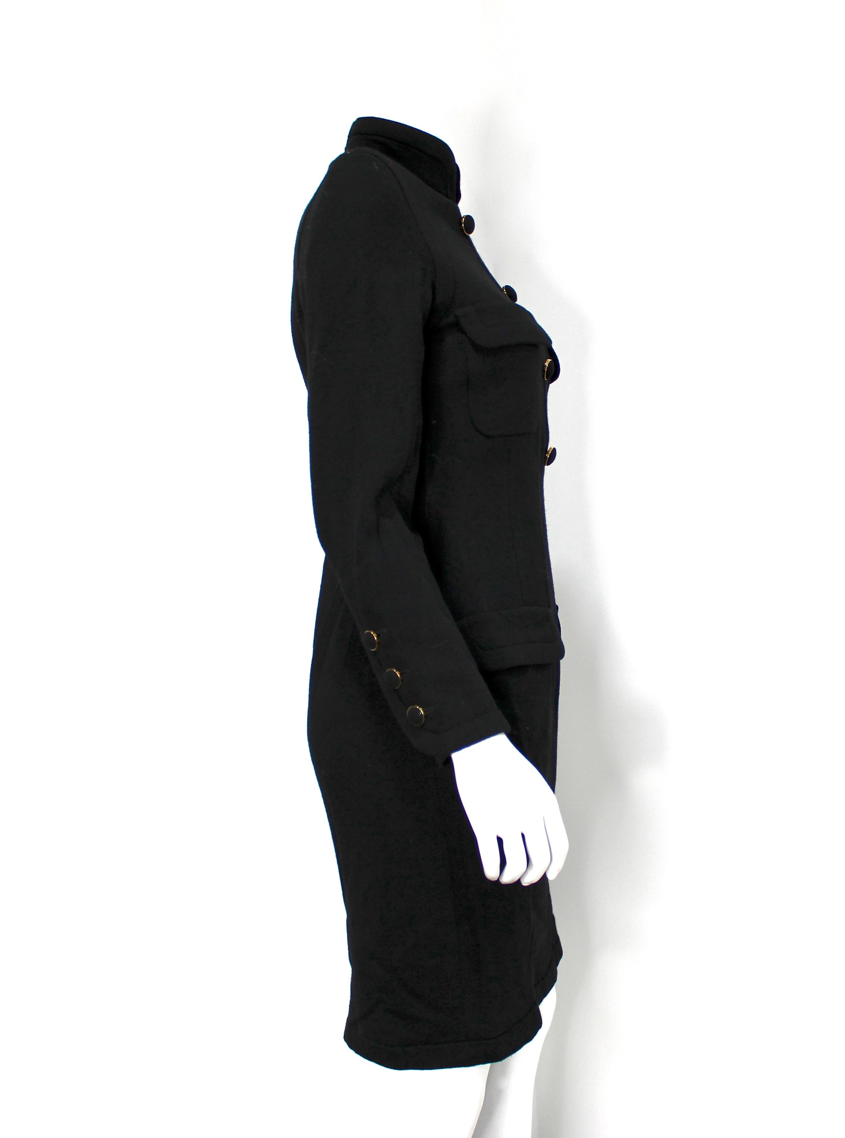 Chanel Black Wool High-Collar Button Dress circa 1990s im Angebot 4