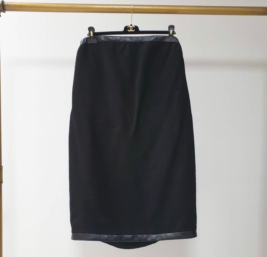 Chanel Black Wool Leather Trimmed Dress Jacket Set Suit For Sale 2