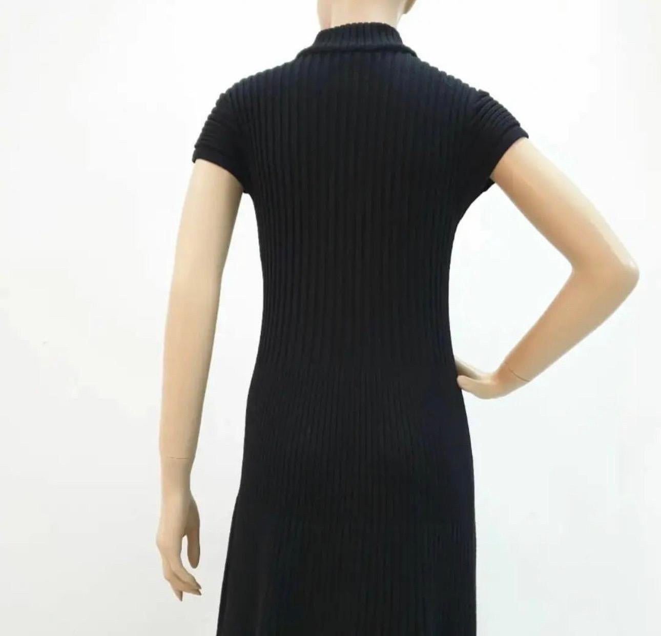 Women's Chanel Black Wool Midi Dress For Sale