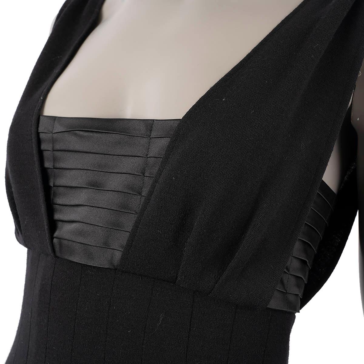 CHANEL black wool & silk 2007 07A PLEATED Cocktail Dress 36 XS For Sale 3