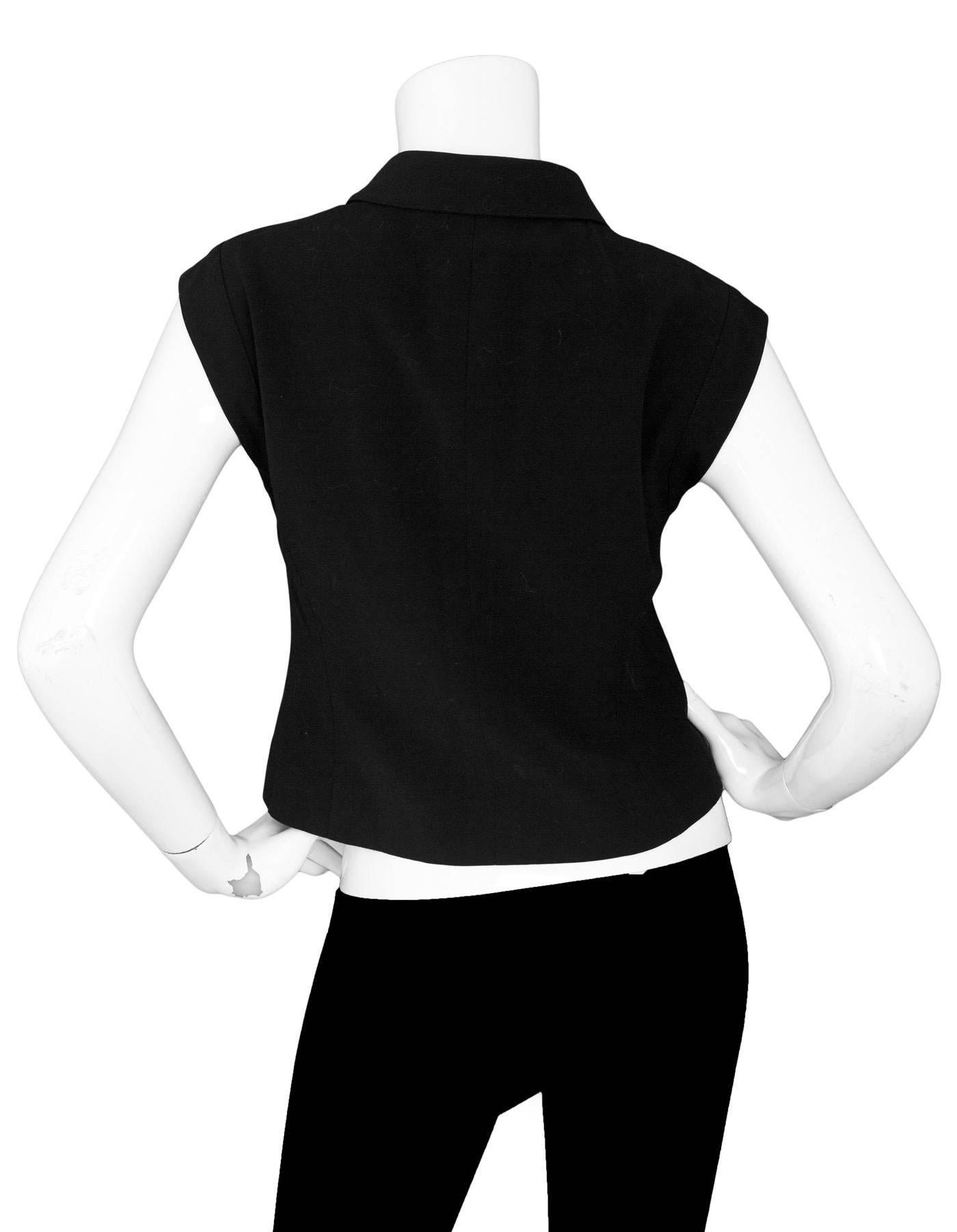 Chanel Black Wool Sleeveless Shell Top Sz FR38 In Excellent Condition In New York, NY