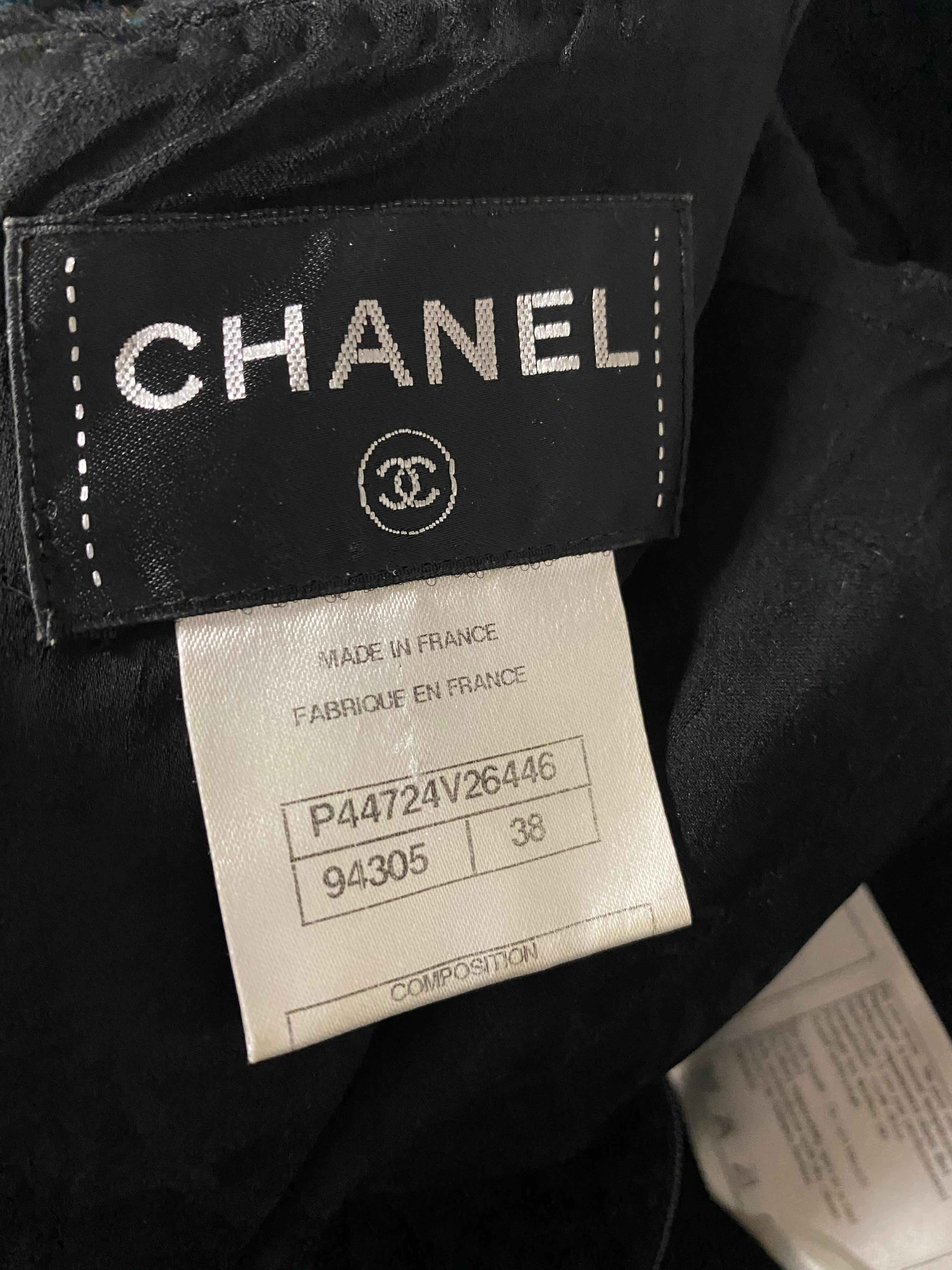 Chanel Black Wool Tweed Short Sleeves Mini Dress Size 38 For Sale 5