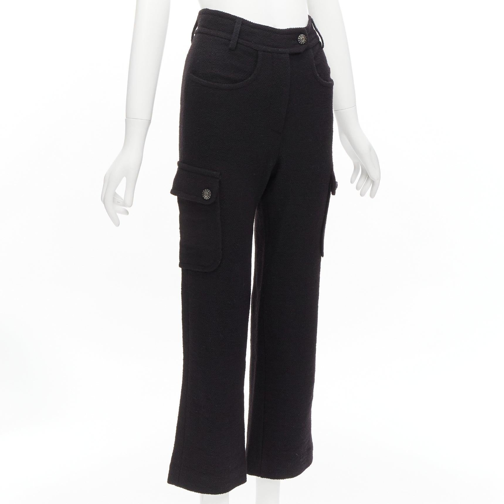 Black CHANEL black wool tweed silk lined cargo pocket pants FR34 XS For Sale