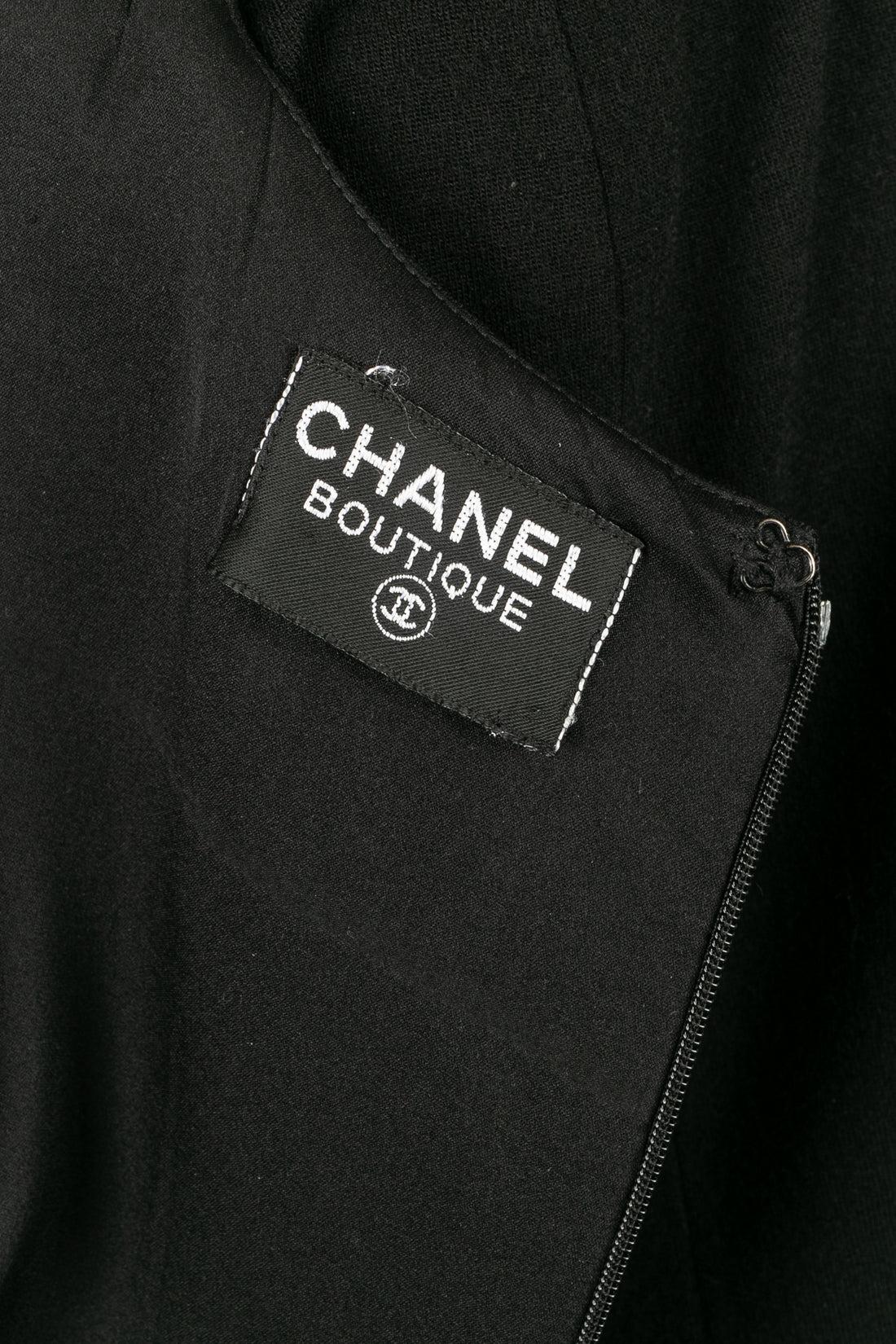 Combinaison Chanel en laine noire avec doublure en soie en vente 4
