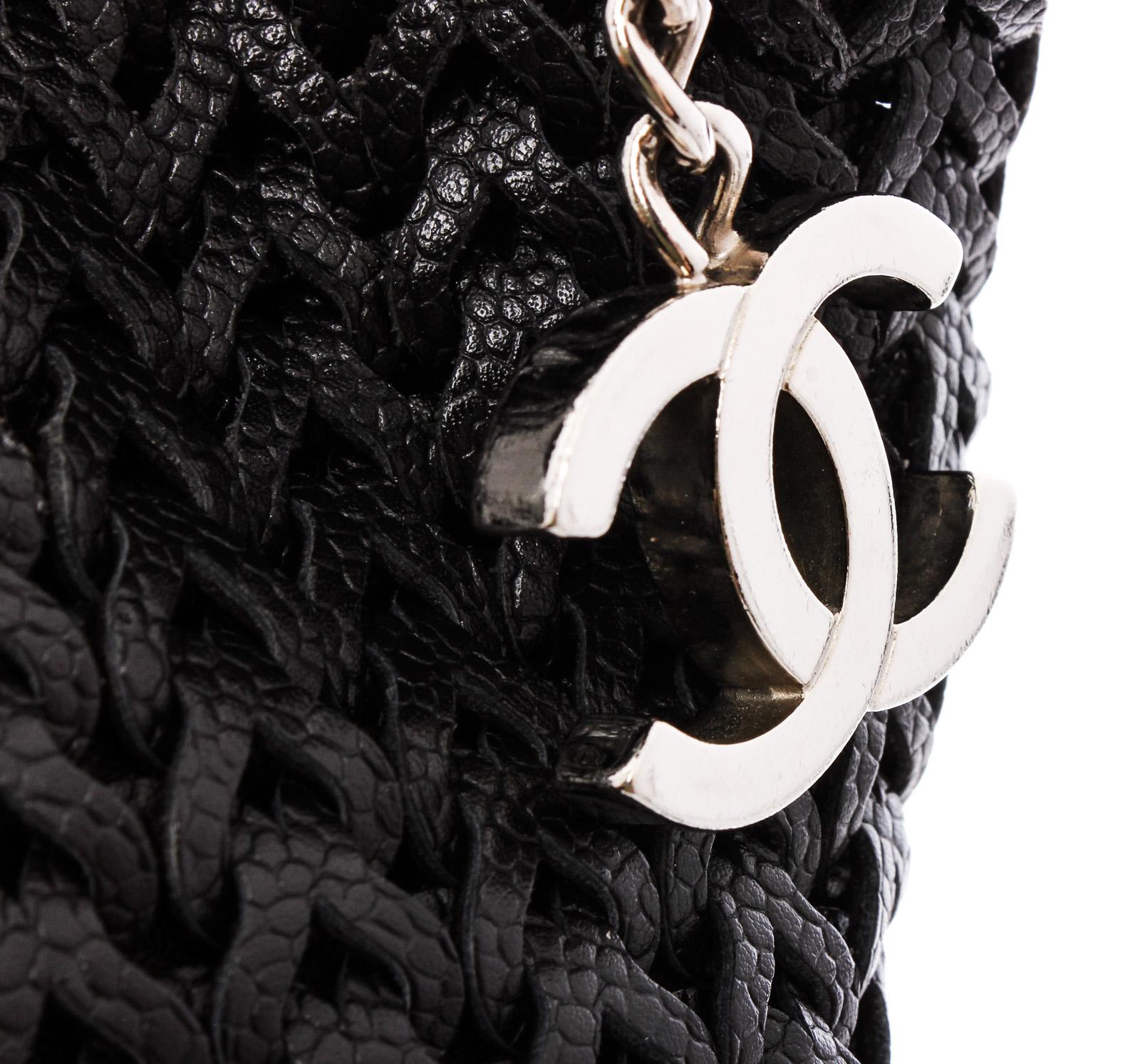 chanel black tote bag with silver chain