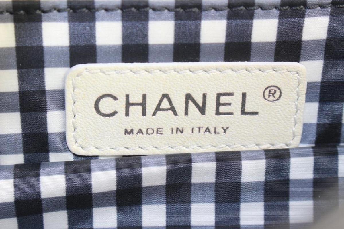 Women's Chanel Black x SIlver Patent CC Logo Chain Flap Chain Bag 644cks317 For Sale