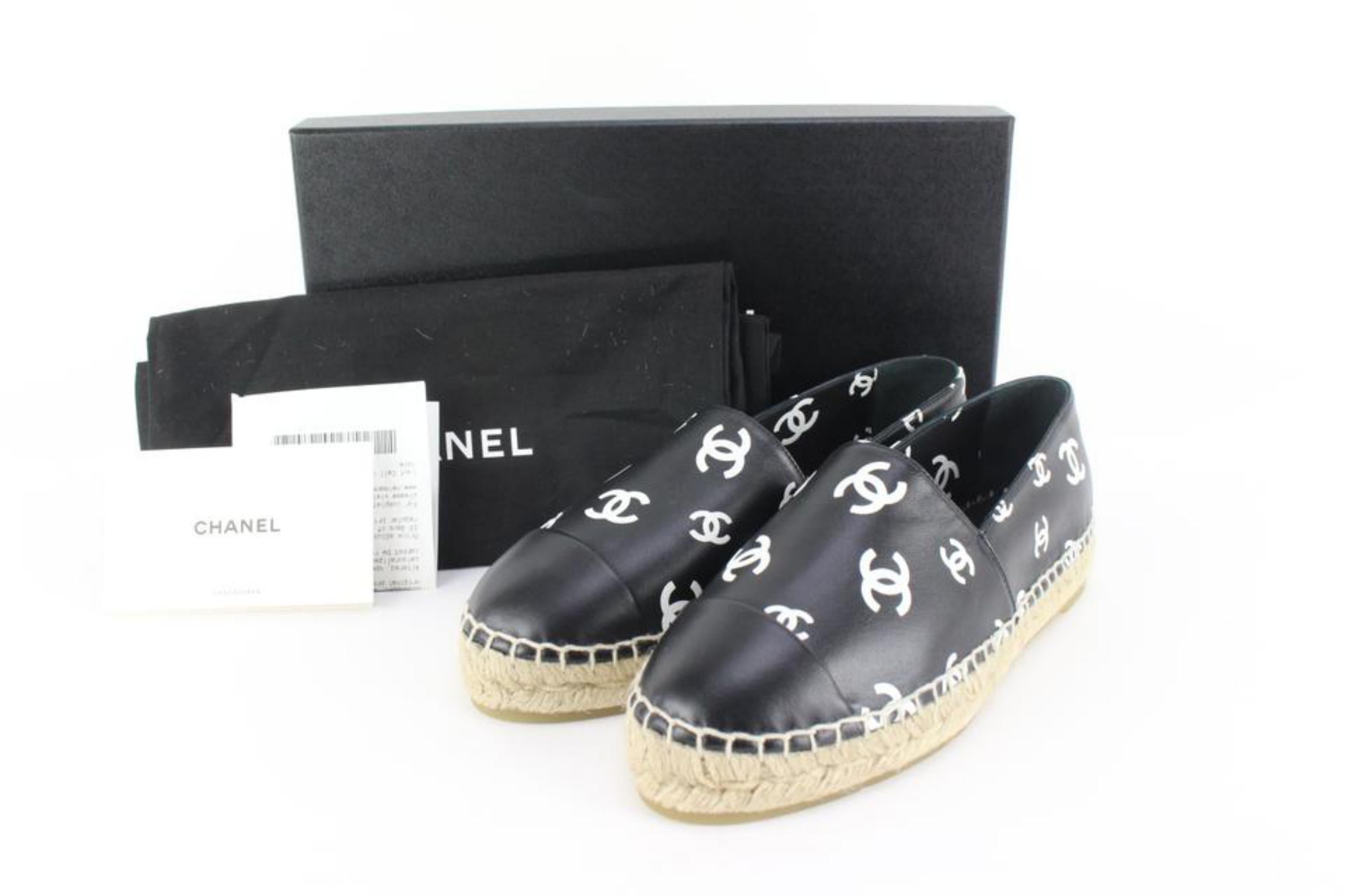 Chanel Black x White Leather CC All Over Icon Espadrilles 33cz54s For Sale 4