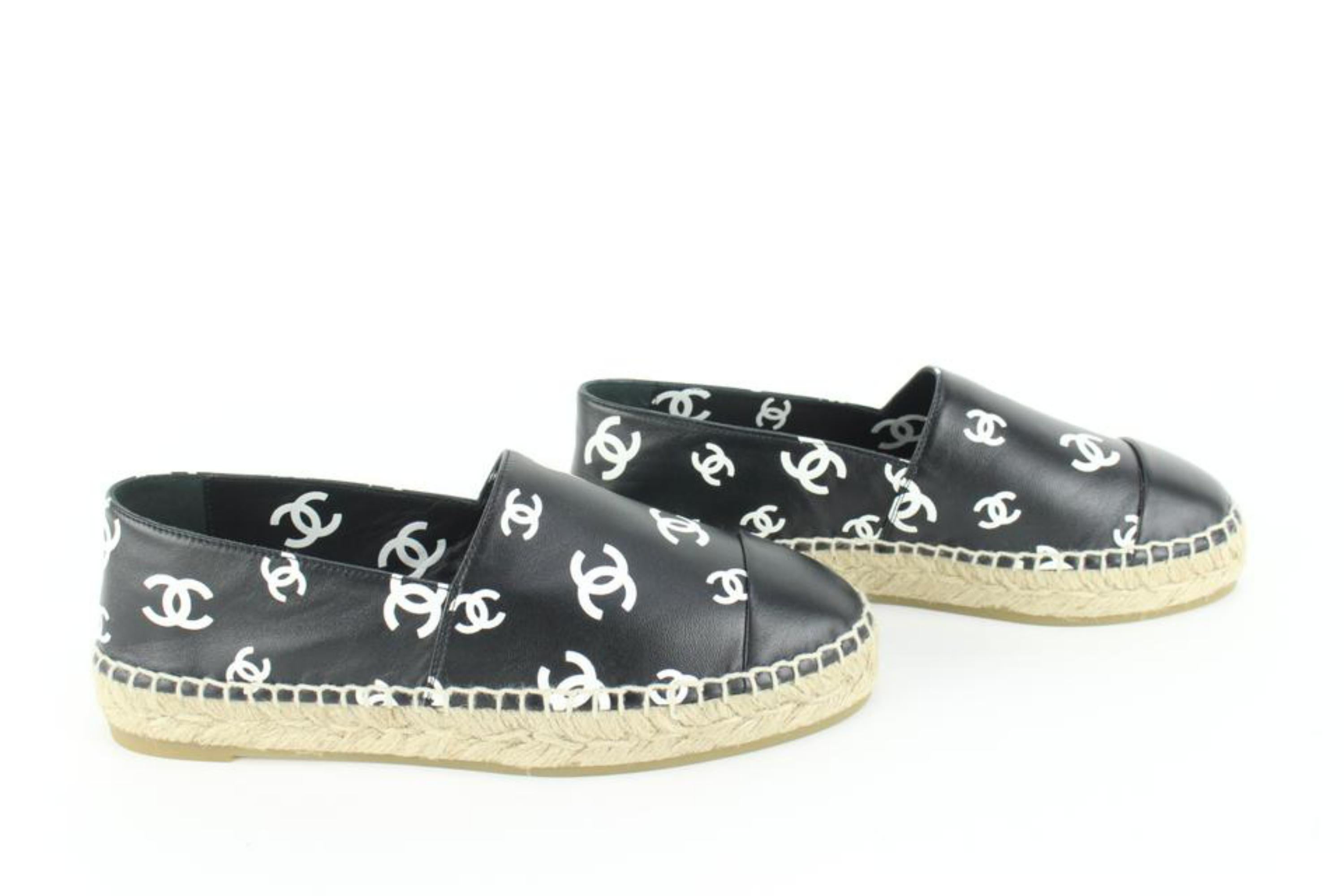Gray Chanel Black x White Leather CC All Over Icon Espadrilles 33cz54s For Sale