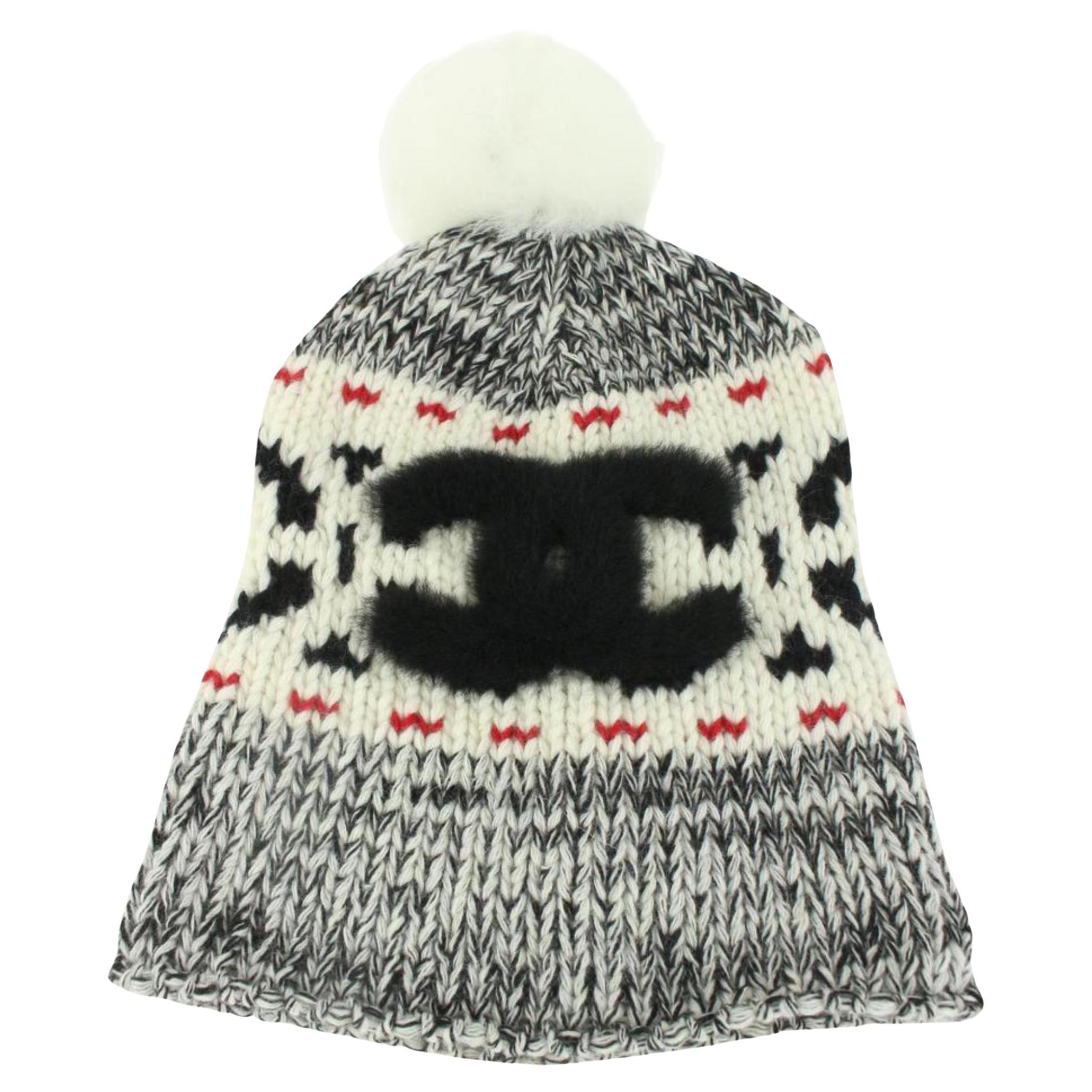 Chanel Black x White x Red CC Pom Pom Beanie Ski Hat Skully Cap 1213c6