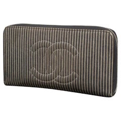 Chanel Black X White Zippy Striped Cc Logo Zip Around L-gusset 235935 Wallet