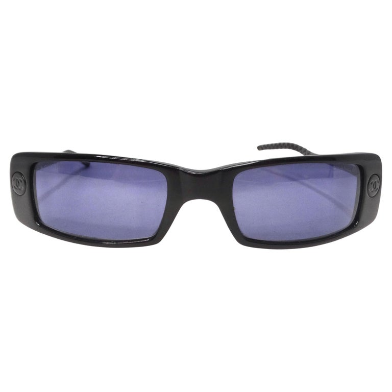 Chanel Black Y2K Square Frame Sunglasses For Sale at 1stDibs display picture 1