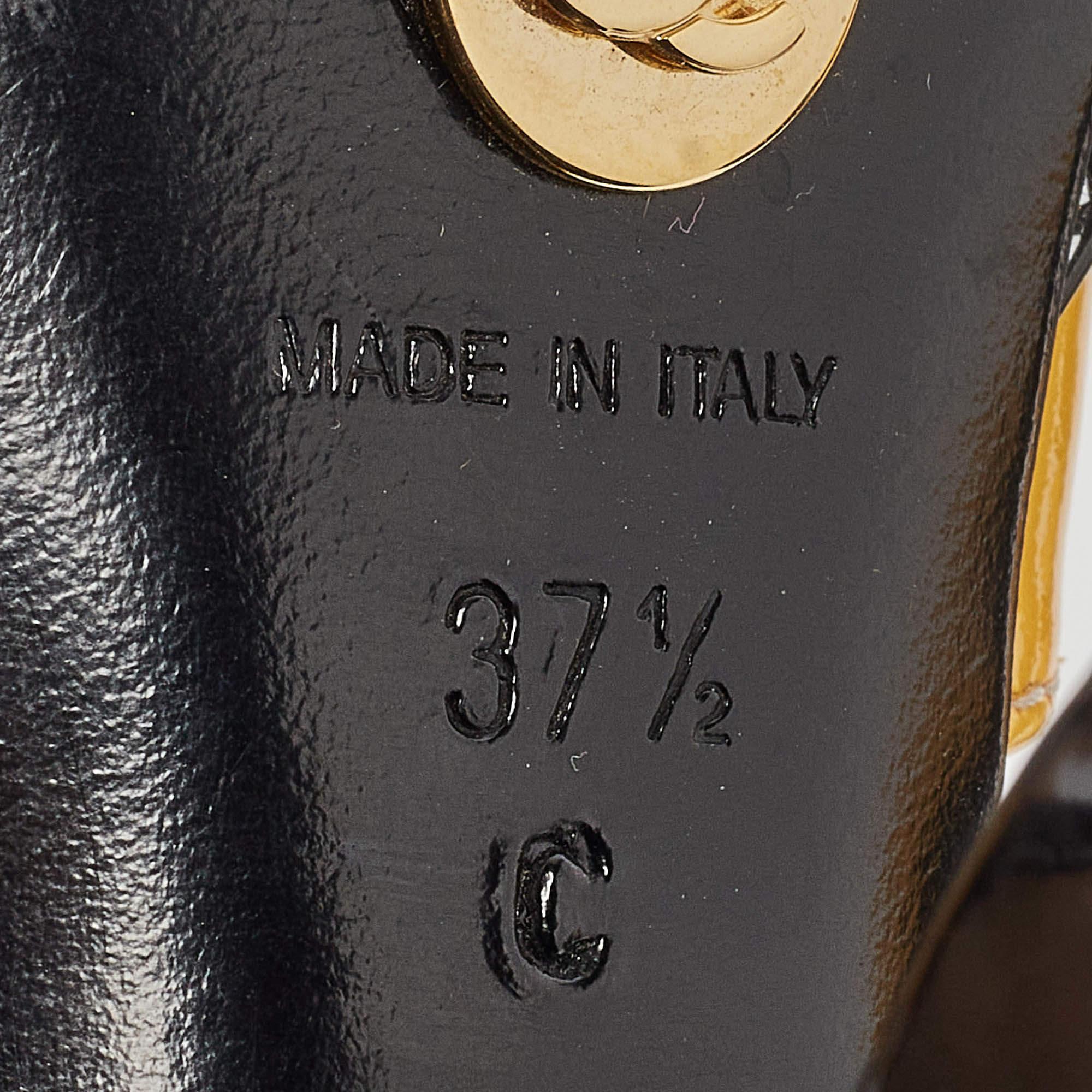 Chanel Black/Yellow Patent Leather Platform Ankle Strap Pumps Size 37.5 For Sale 2