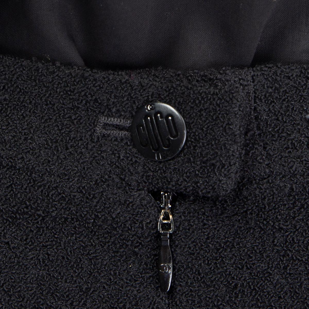 Women's CHANEL blacke wool PENCIL Skirt 38 S For Sale