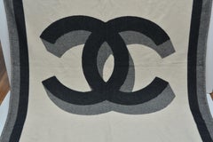 Manta Chanel Alfombra de viaje    NUEVO  74" X 55"