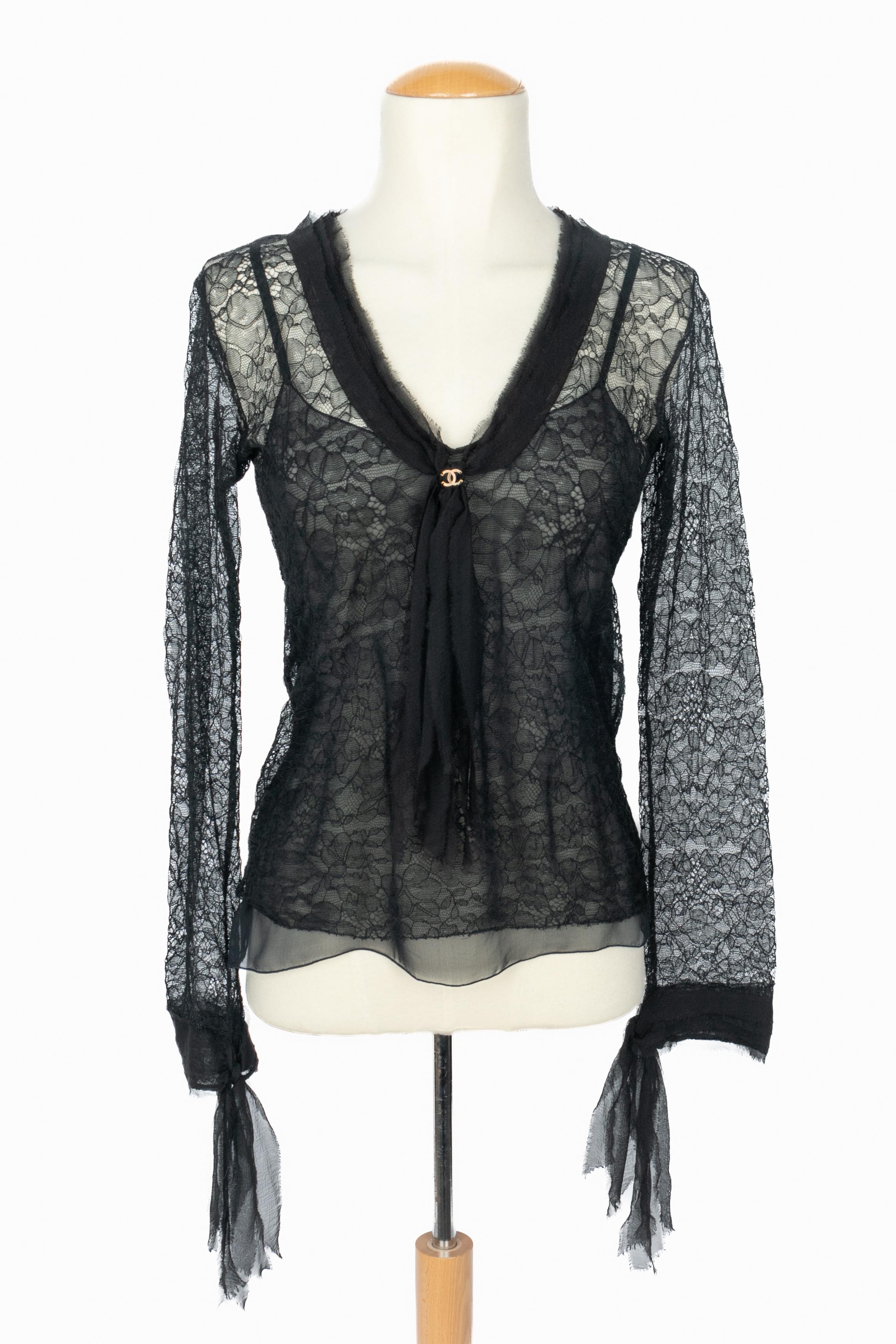 Chanel blouse 2005s For Sale