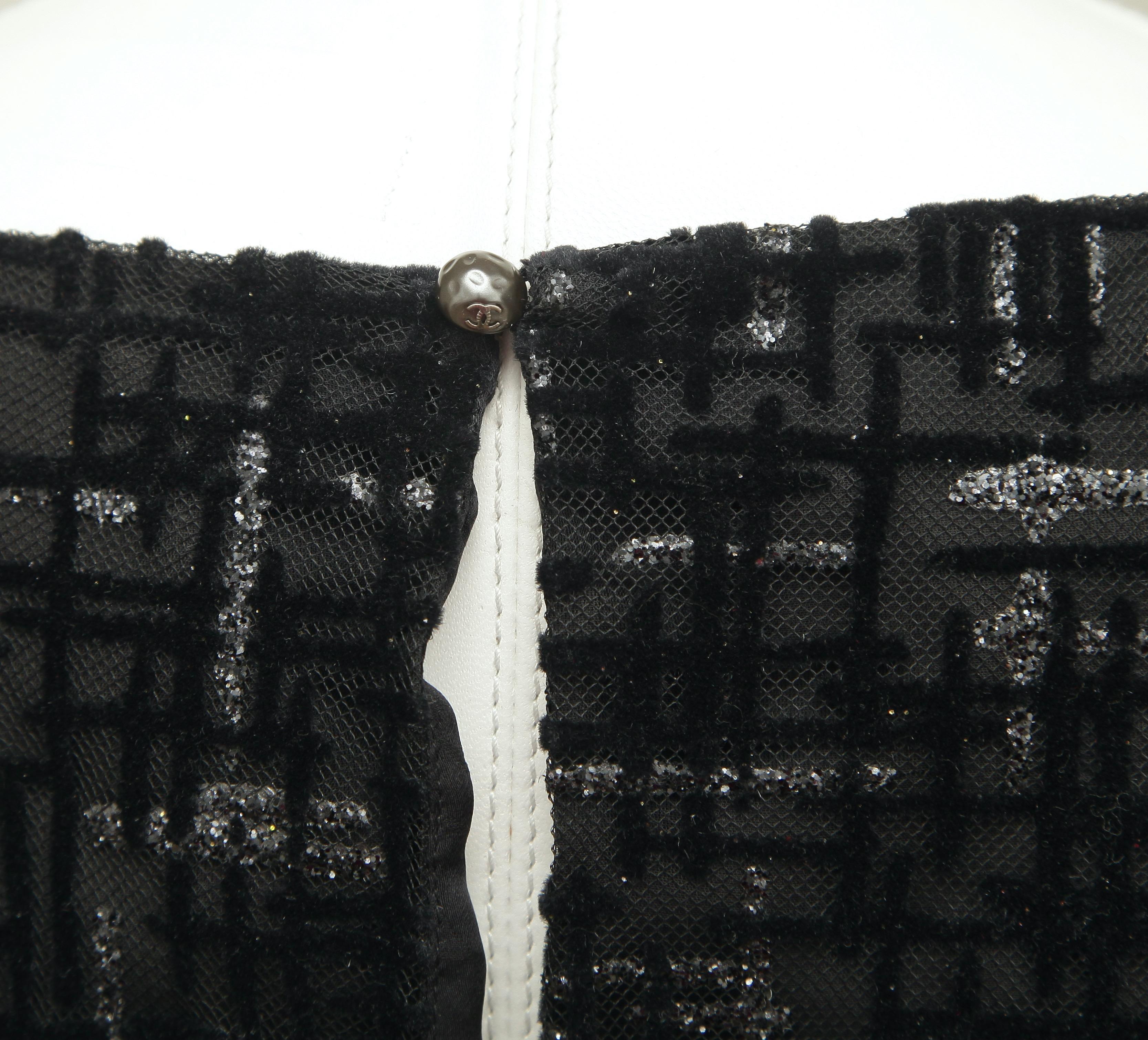 CHANEL Blouse Top Shirt Black Sleeveless CC Button Sz 34 12P 2012 NWT $2190 For Sale 1