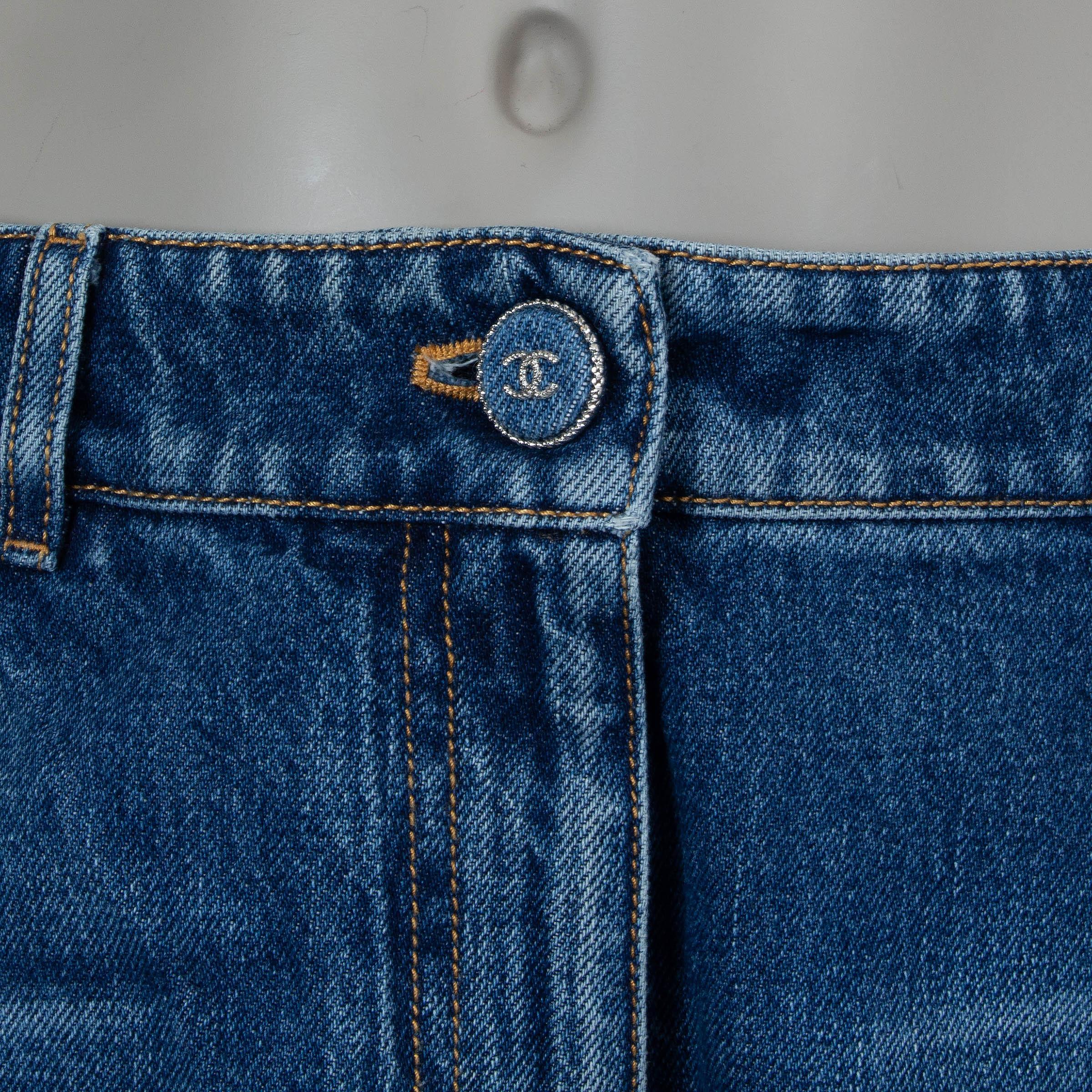 Women's CHANEL blue 24B EMBROIDERED WASHED DENIM STRAIGHT Jeans Pants 44 L
