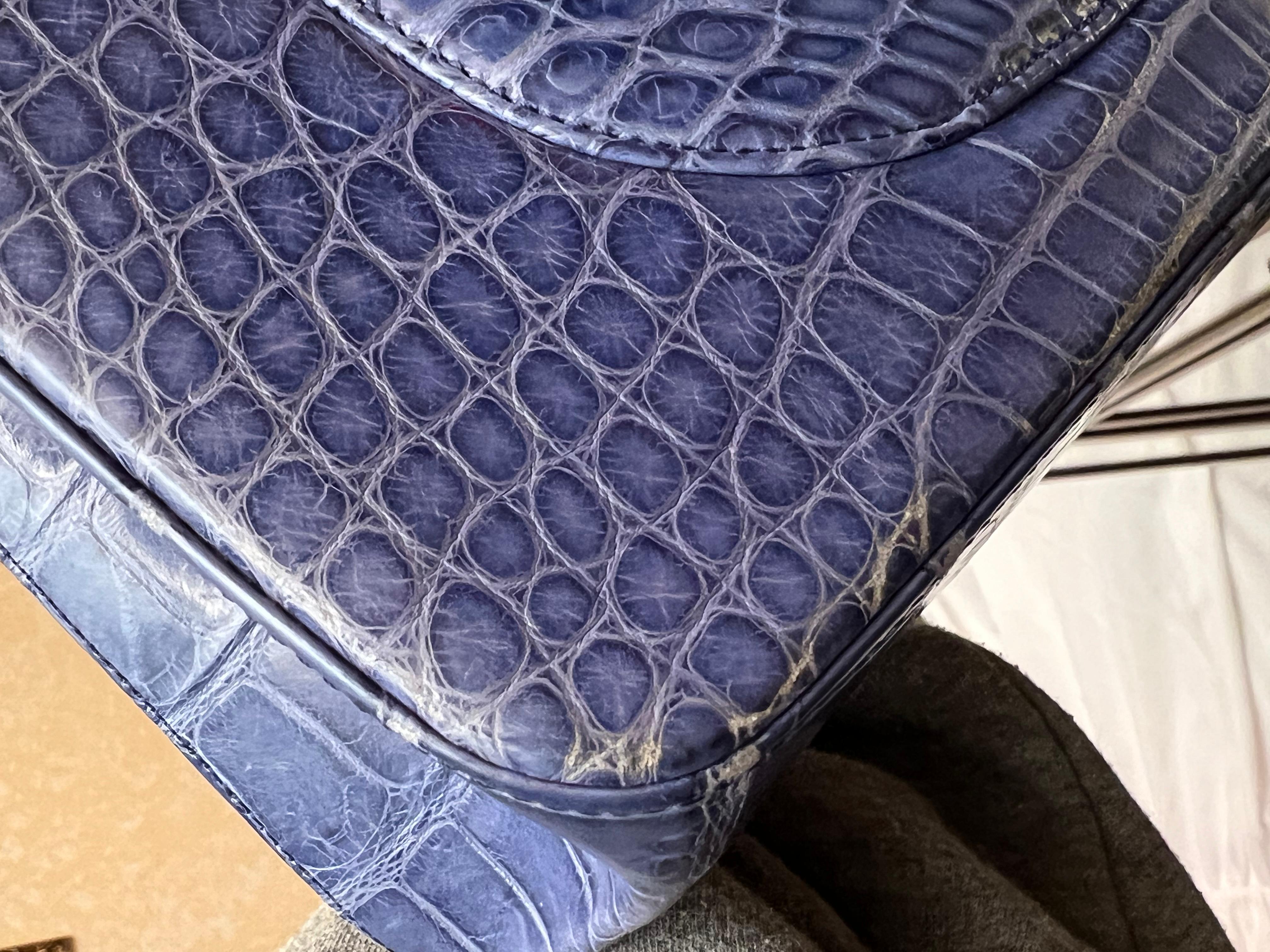Chanel Blue Alligator 2.55 Reissue 226 Double Flap Ruthenium Hardware In Good Condition For Sale In New York, NY
